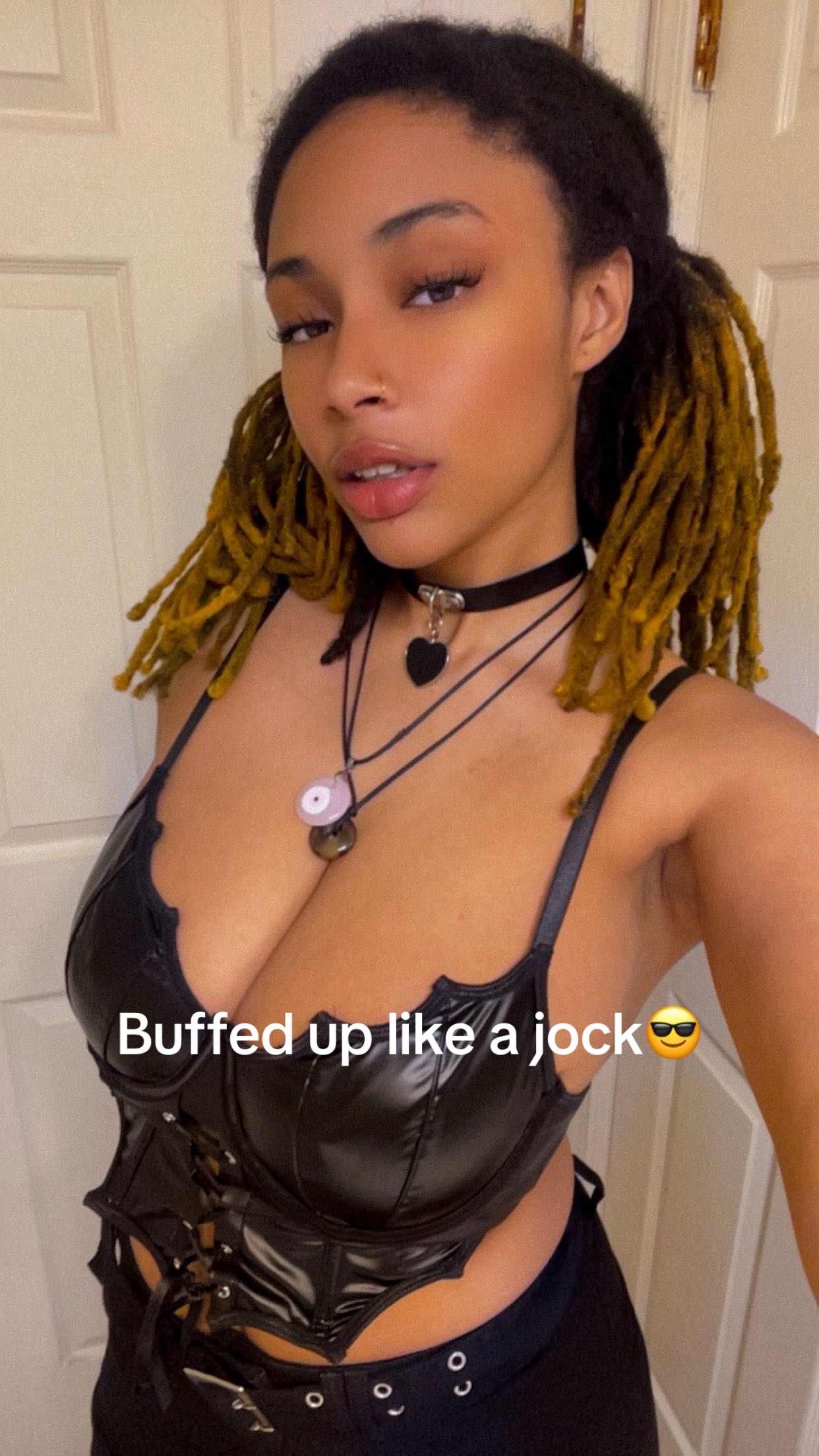 @𝘖𝘯𝘭𝘺𝘴𝘰𝘯𝘥𝘦𝘳