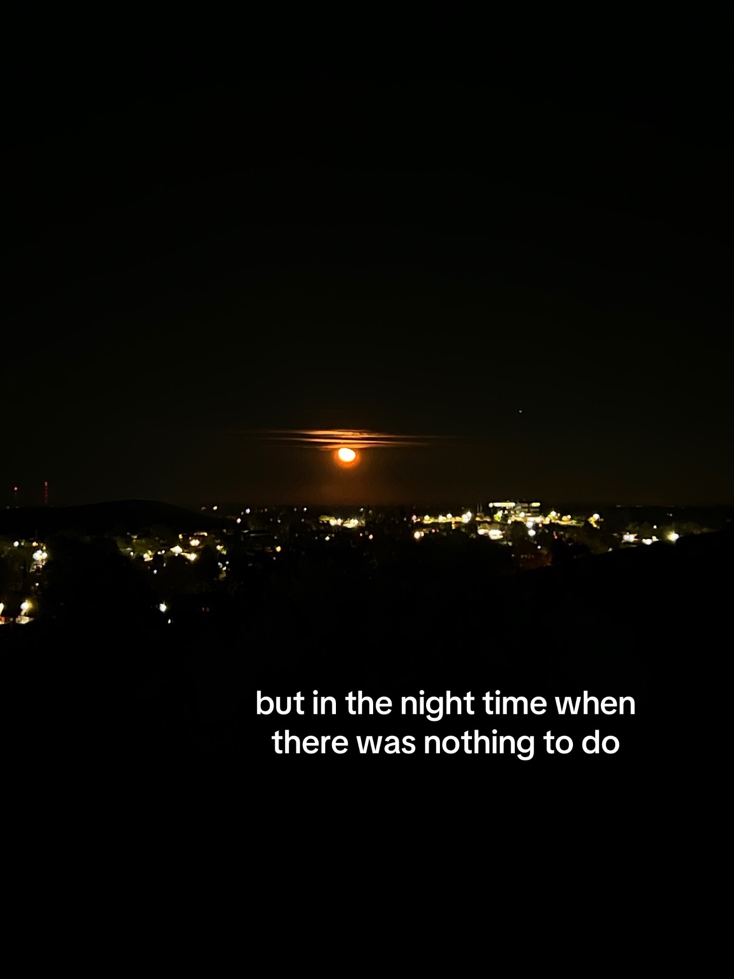 @???
