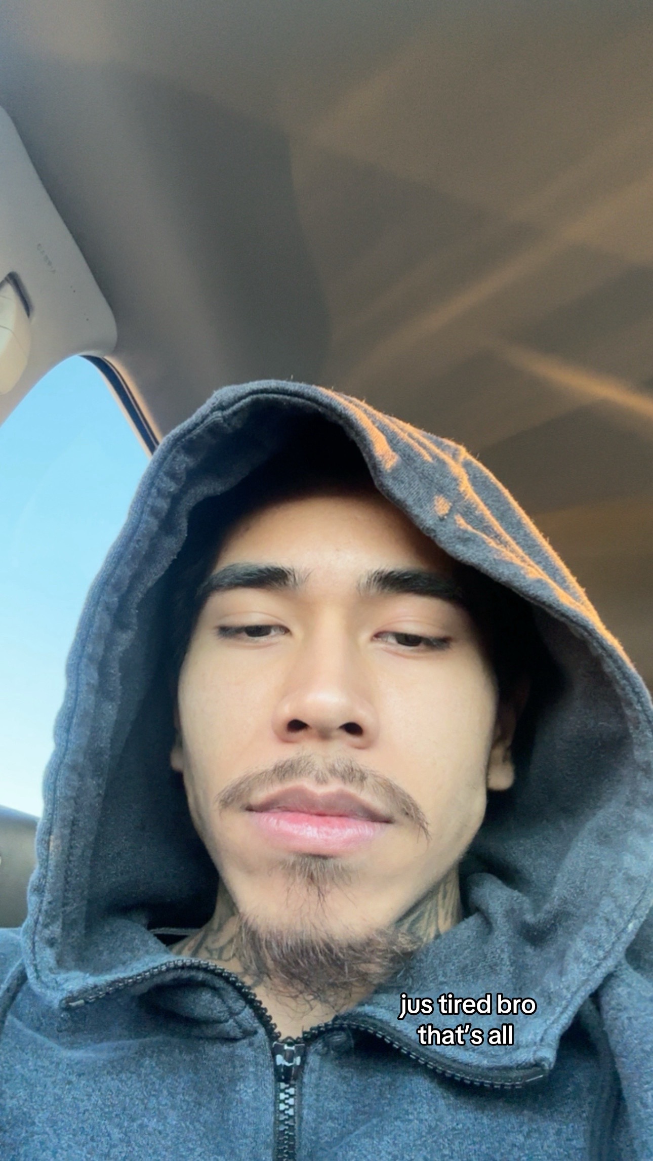 @️