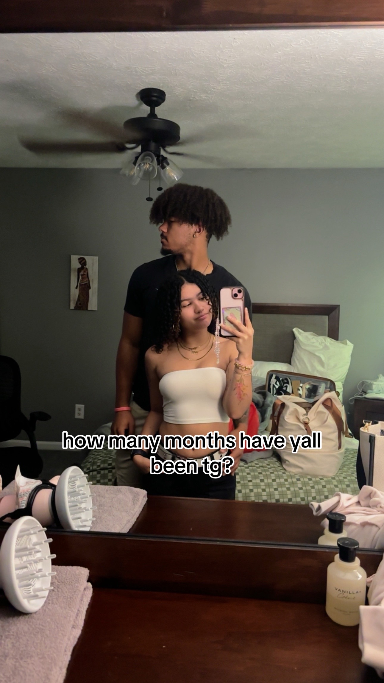 @???