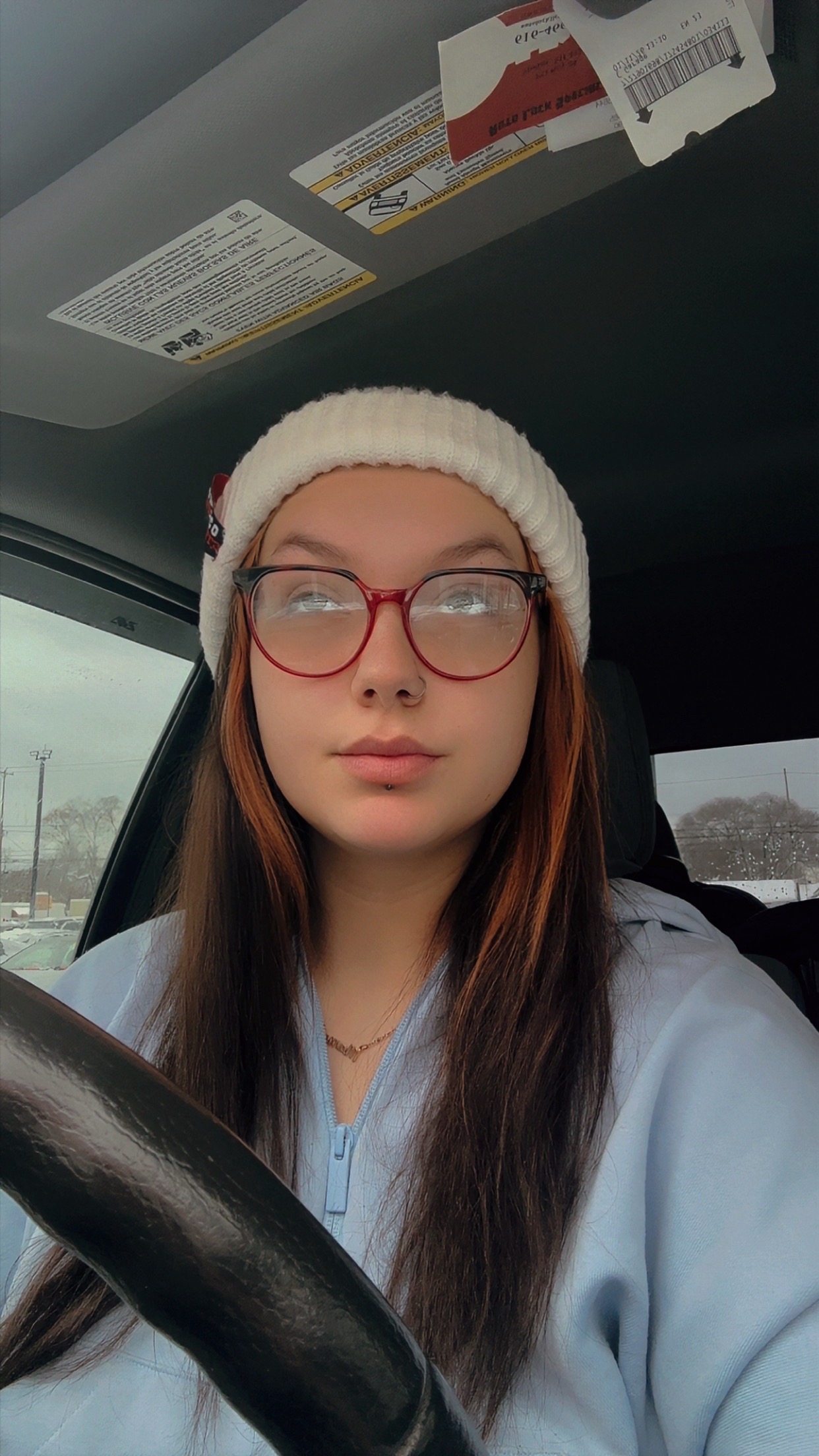 @victoriaraine03