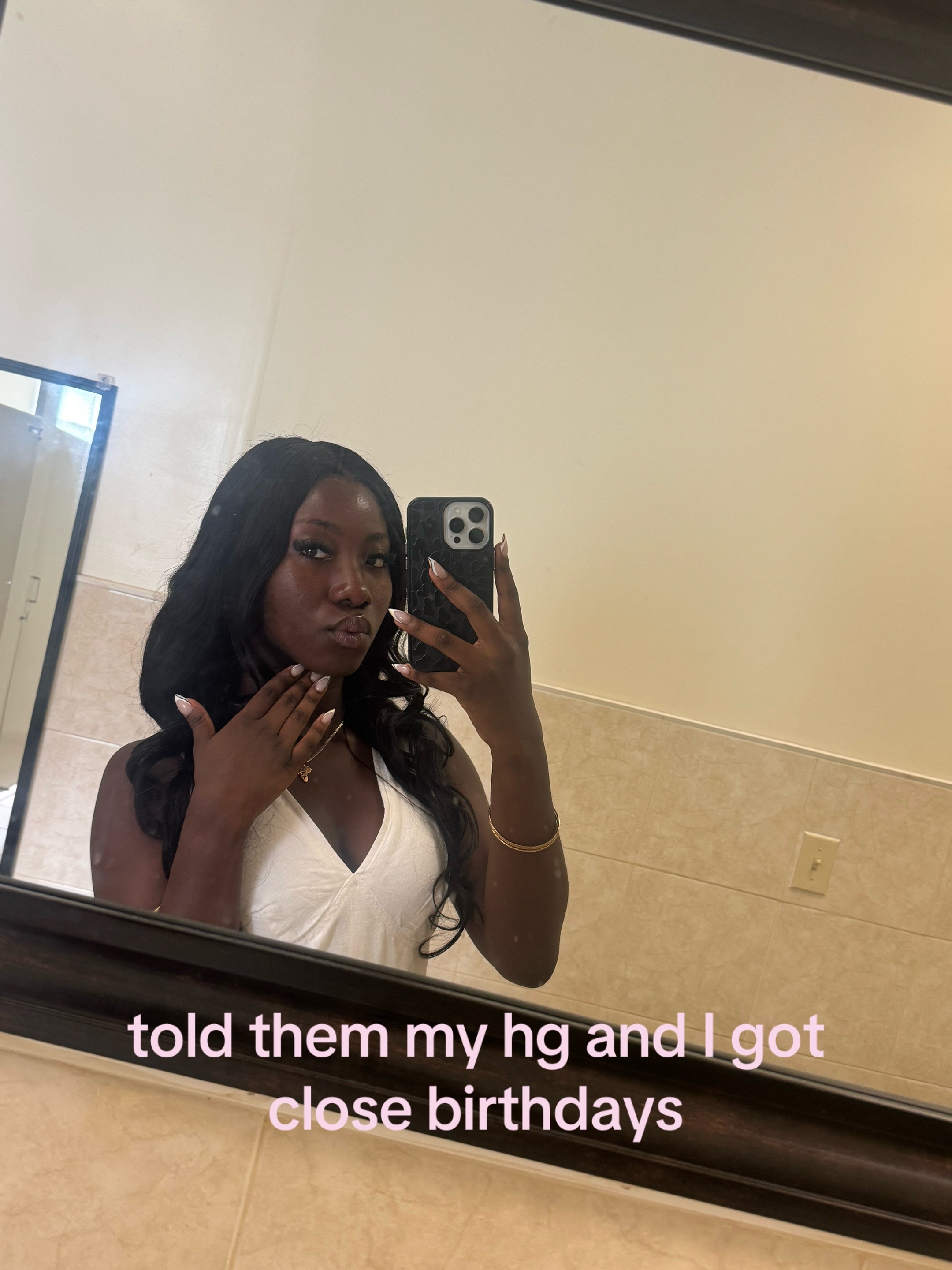 @🫰🏾
