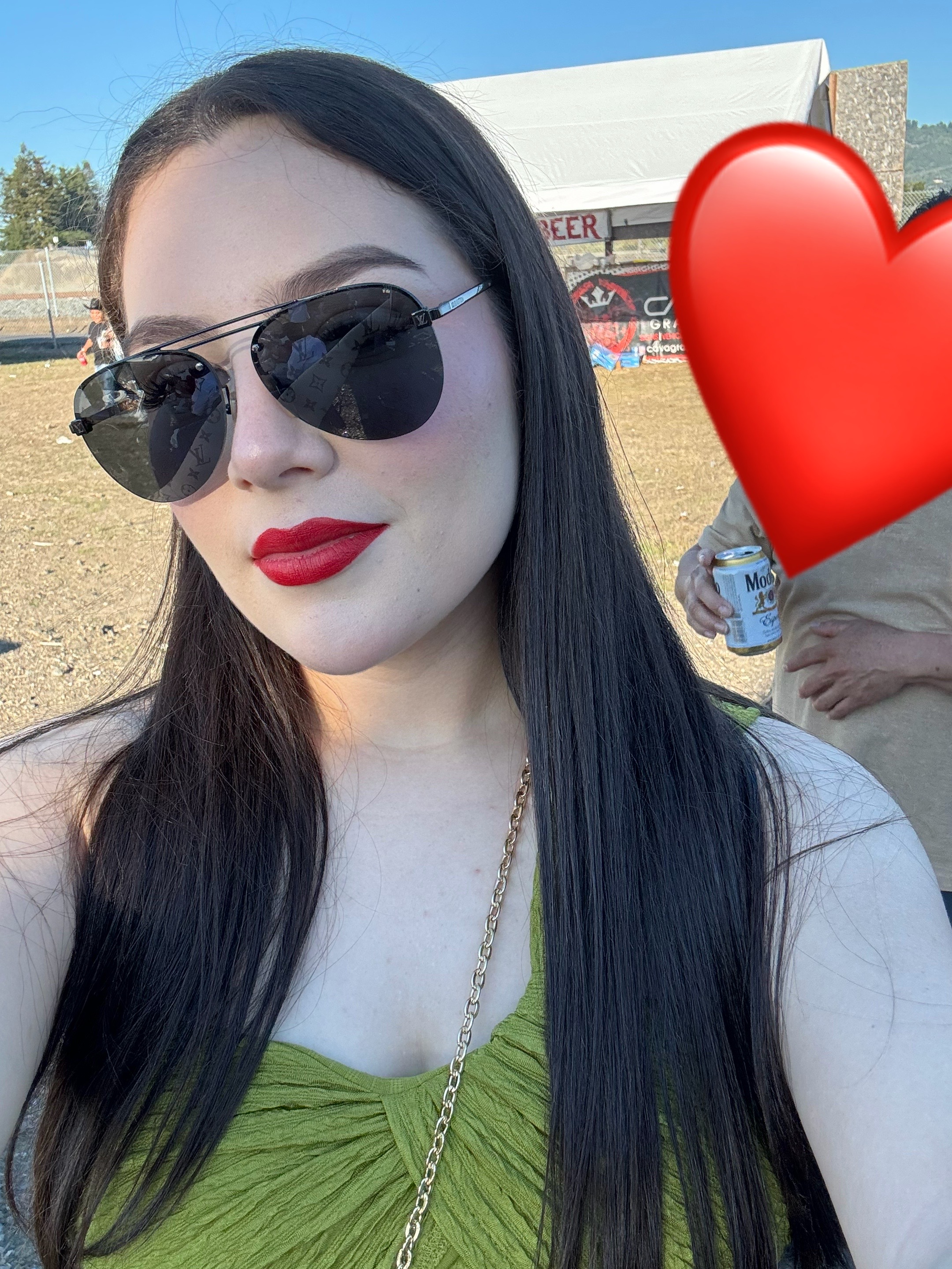 @REVUELTA🤍