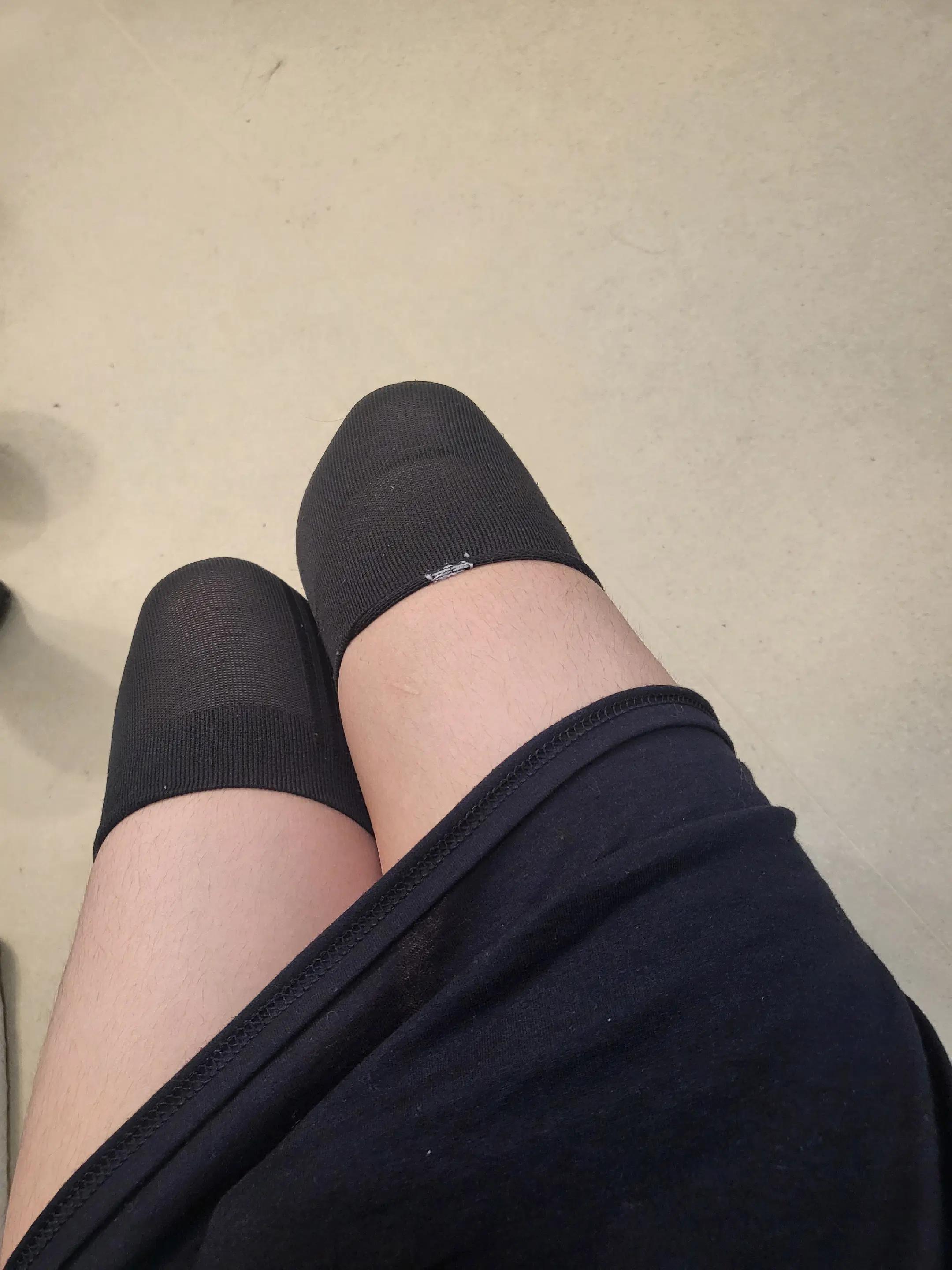 @femboythighs