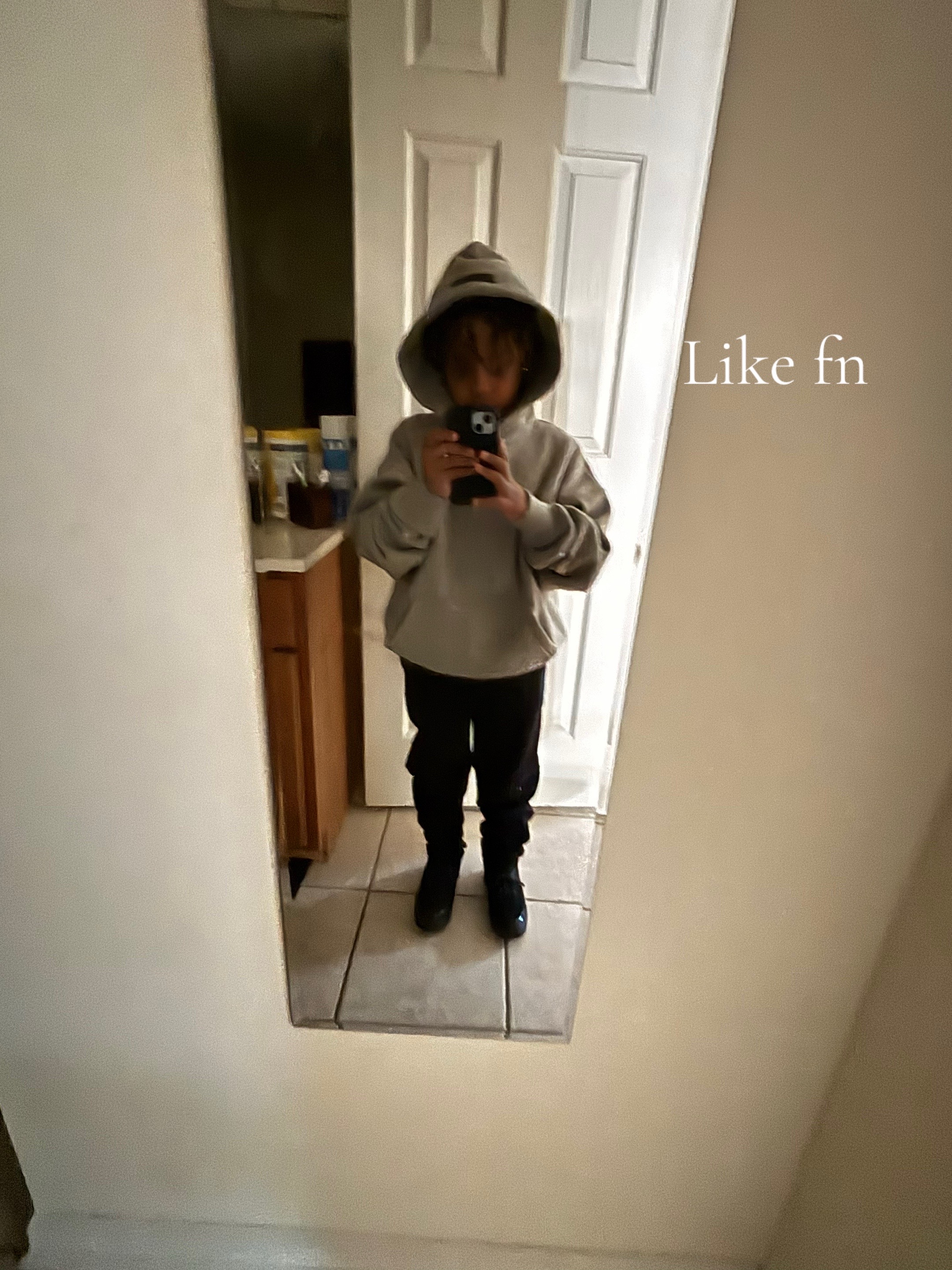 @Priesticeebonique