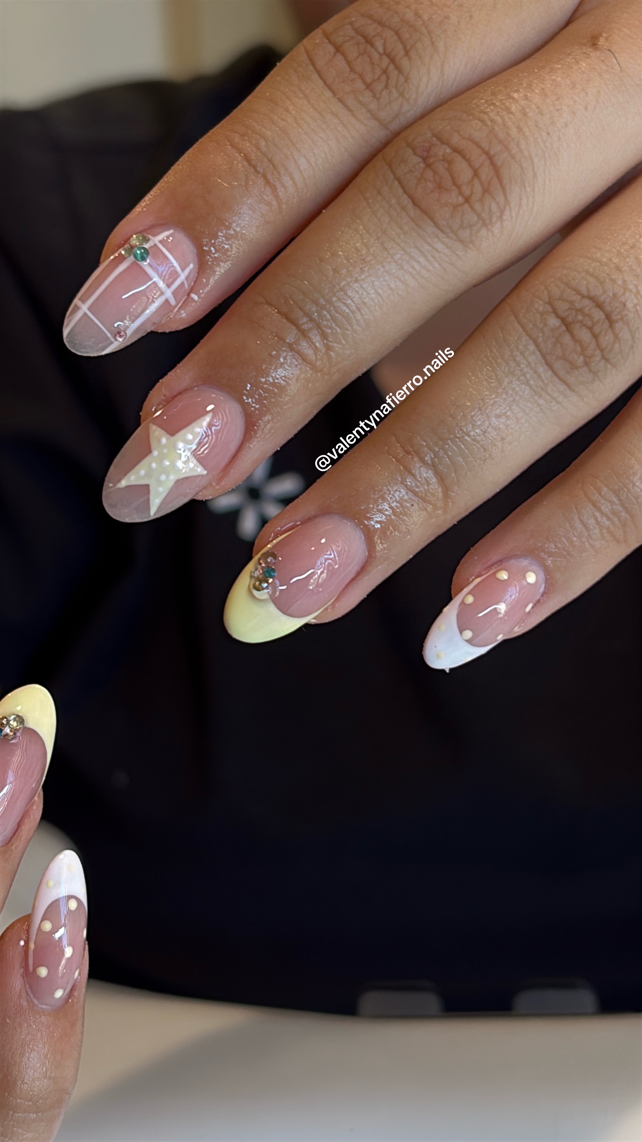@AZ NAIL TECH