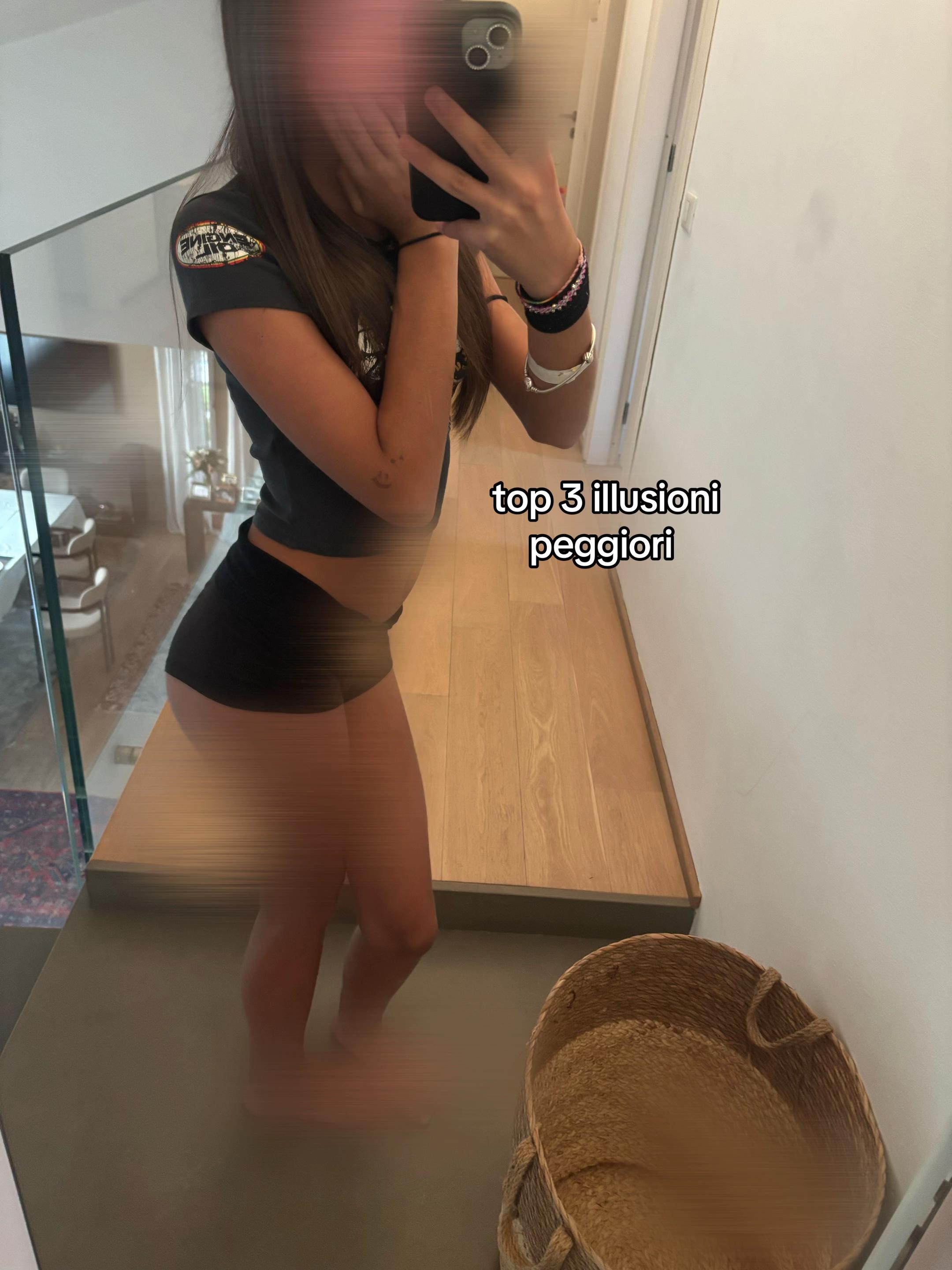 @𝓥𝓪𝓵𝓮𝓷𝓽𝓲𝓷𝓪