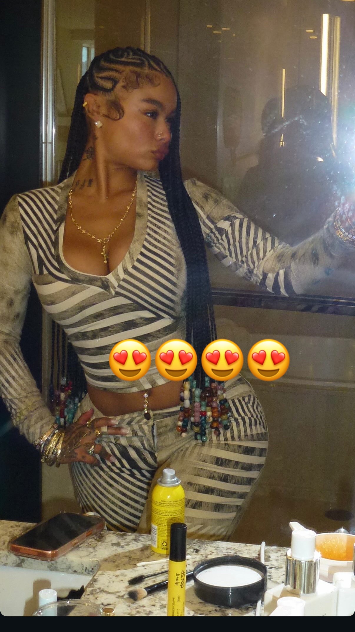 @Nayylovely