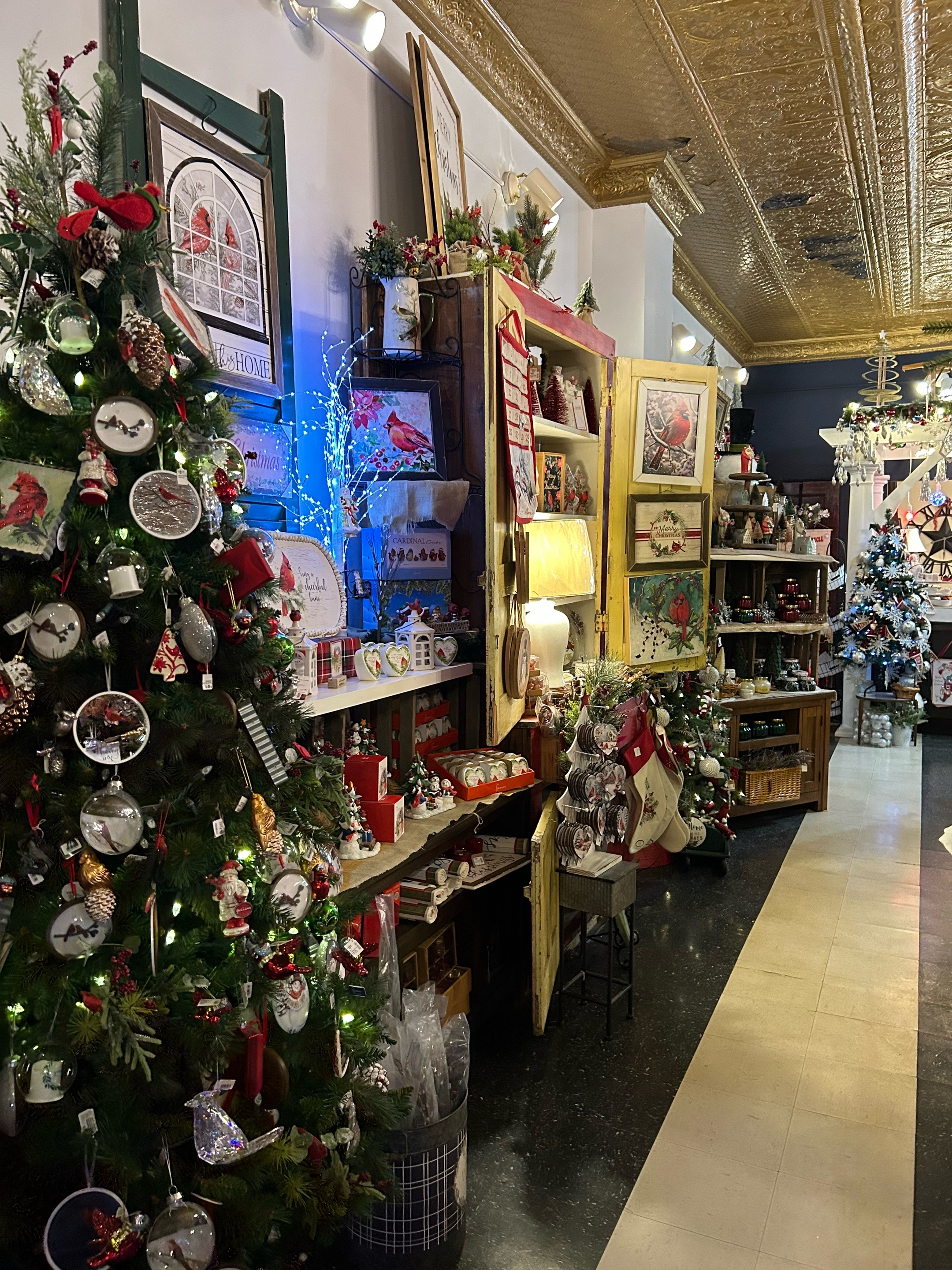 @The Christmas Store of NY