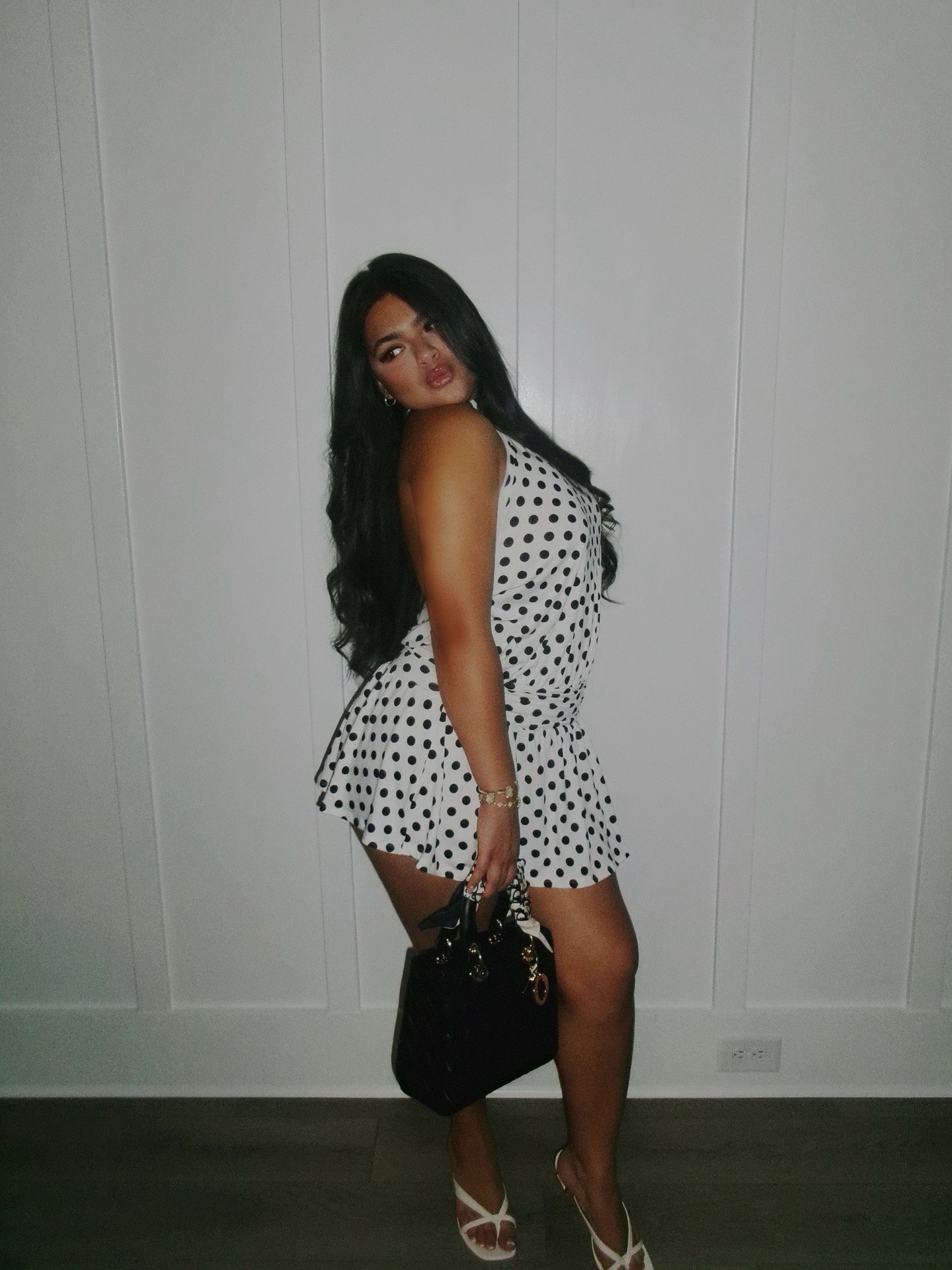 @Valentina