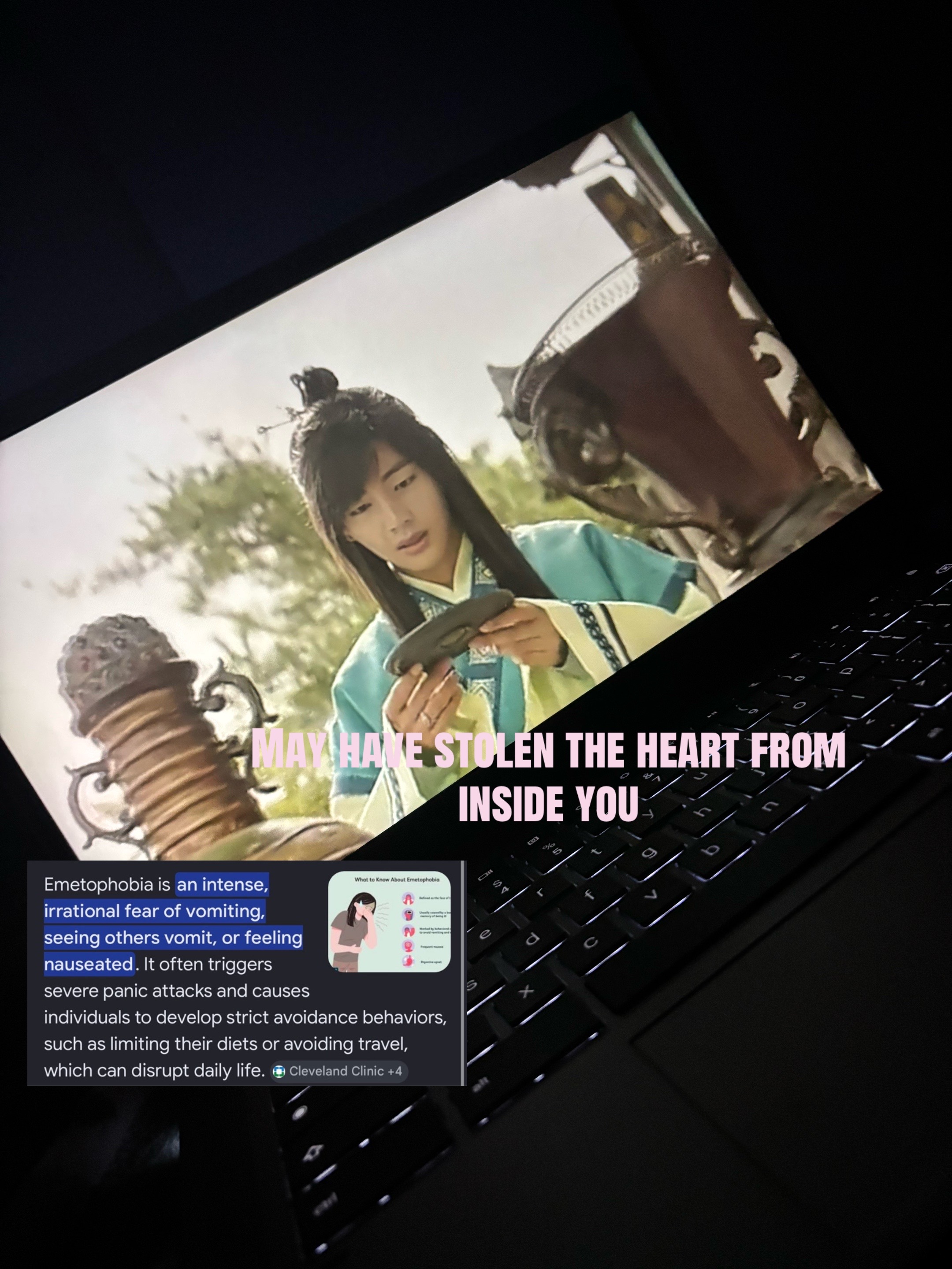 @Taehyungs_bootytickler👀