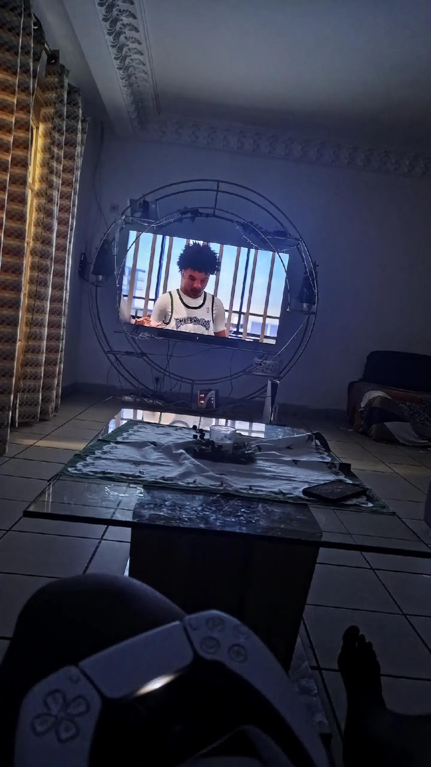 @K4YDEN_🧟♂️