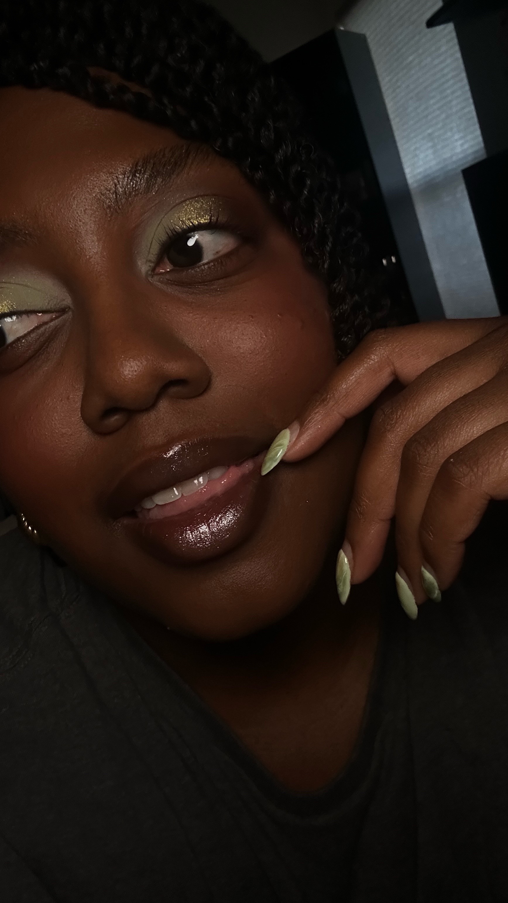 @Jas | Soft and Bold Makeup