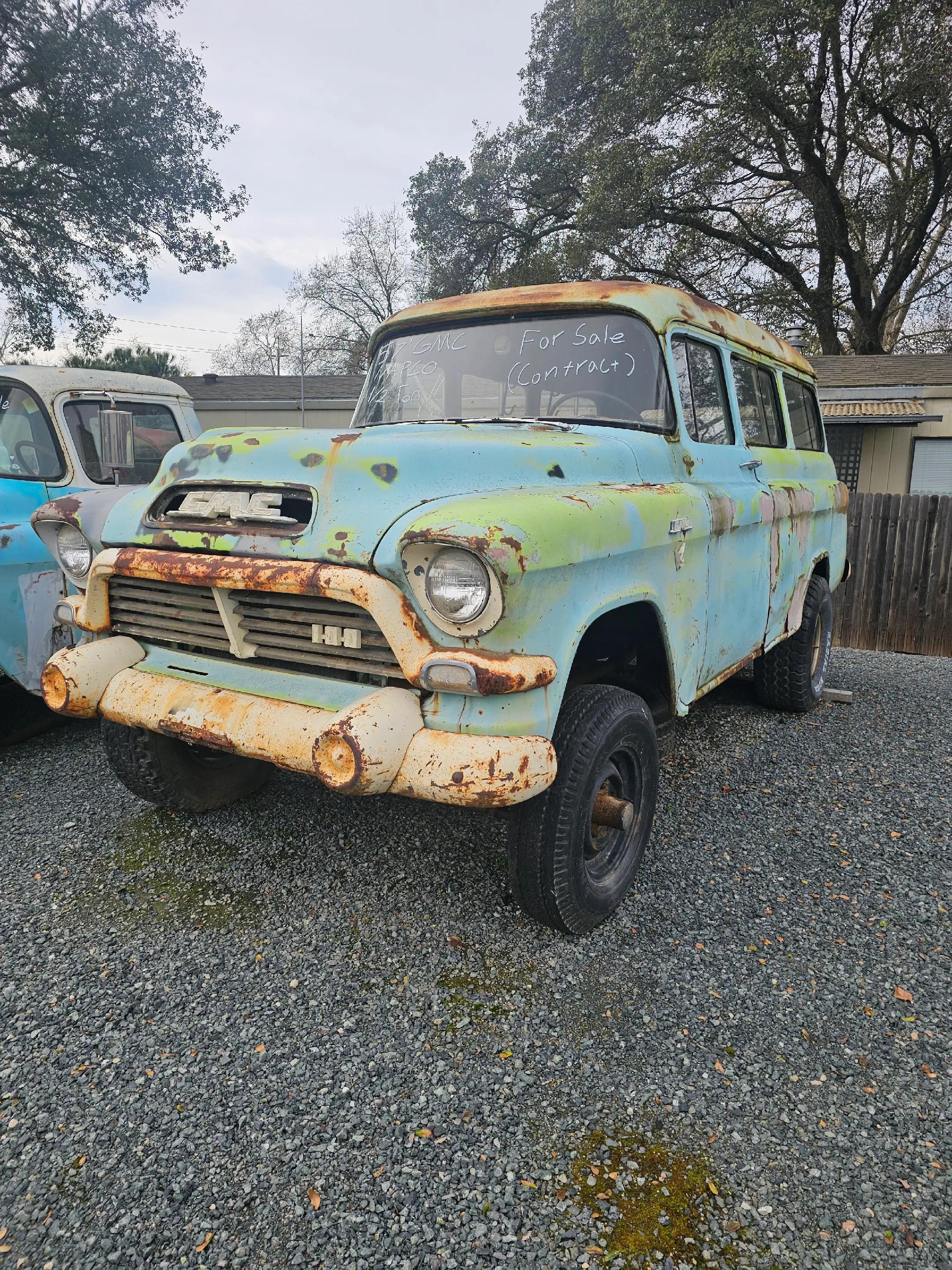 @Classic Cars & Trucks