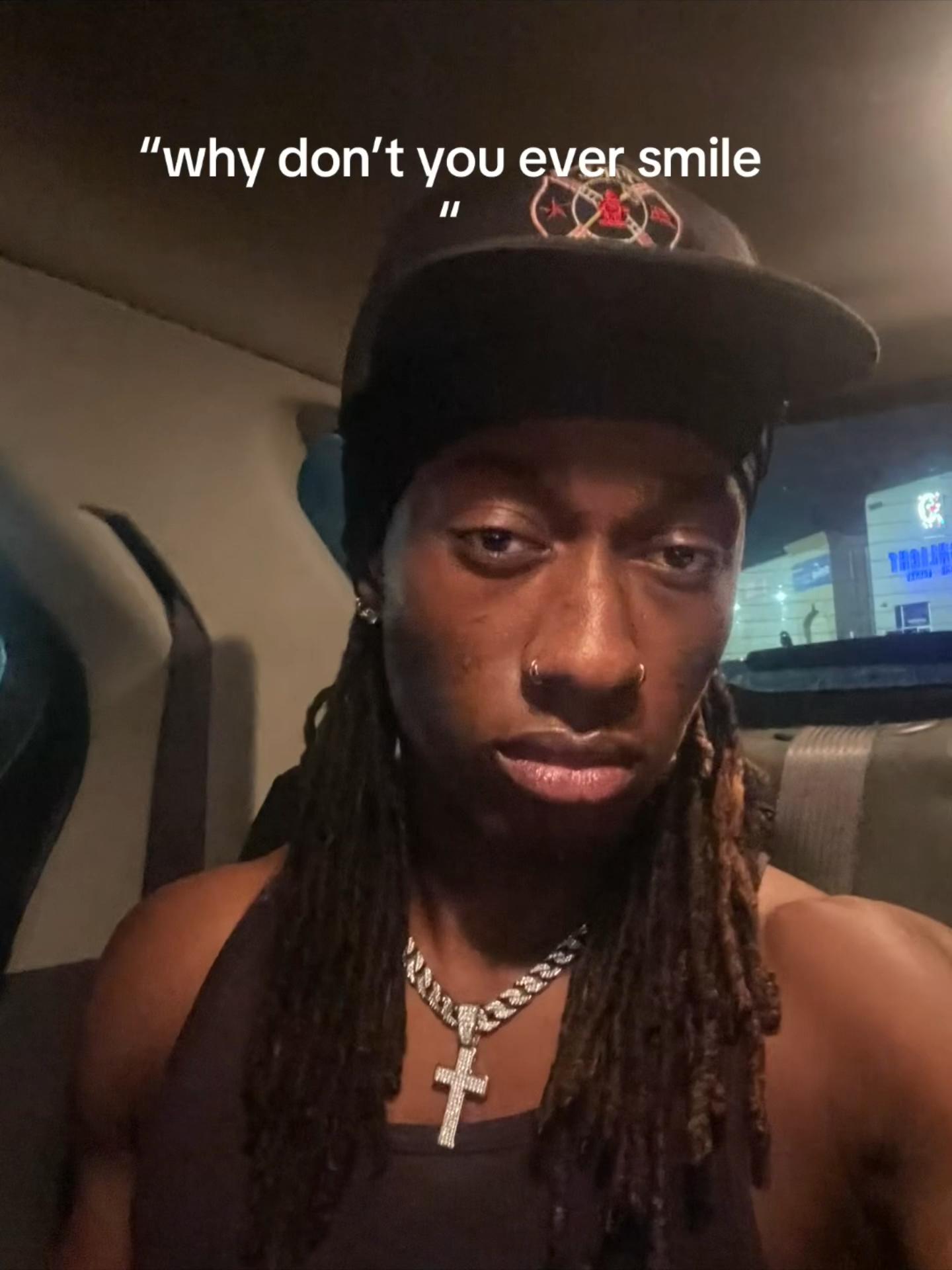 @️