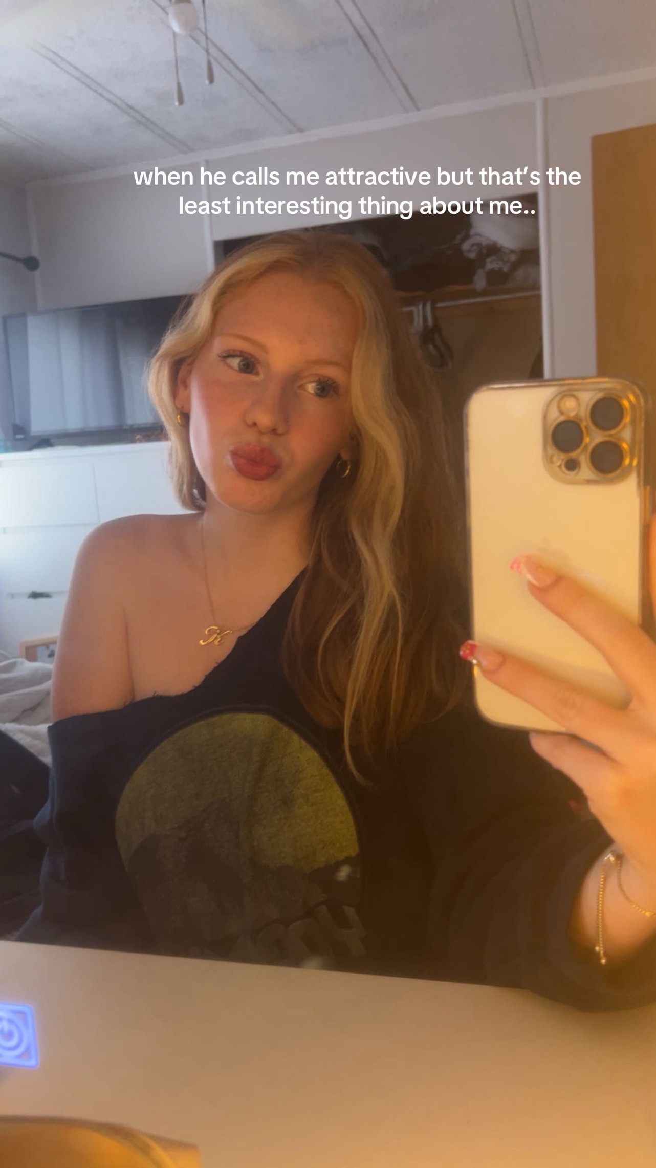 @krystalroseeeee