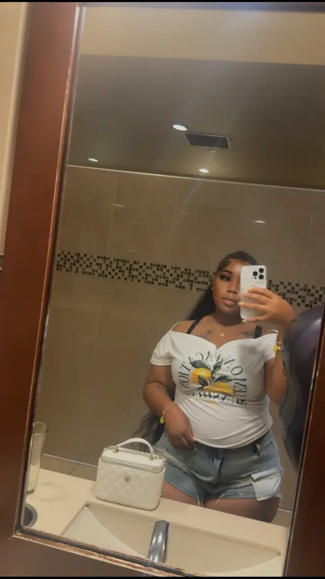@1lilbougie.__