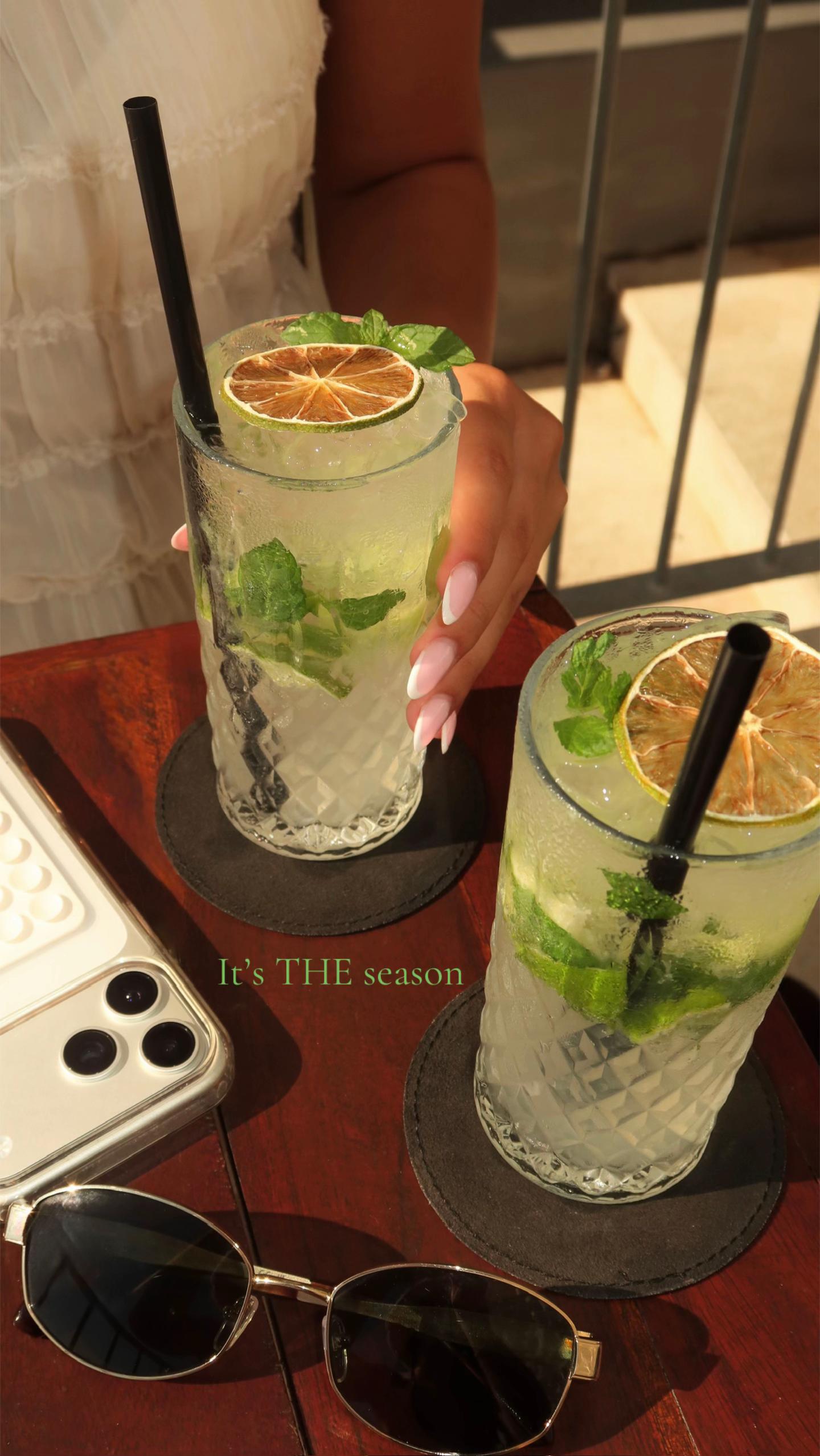@𝐦𝐞𝐝𝐢𝐧𝐚