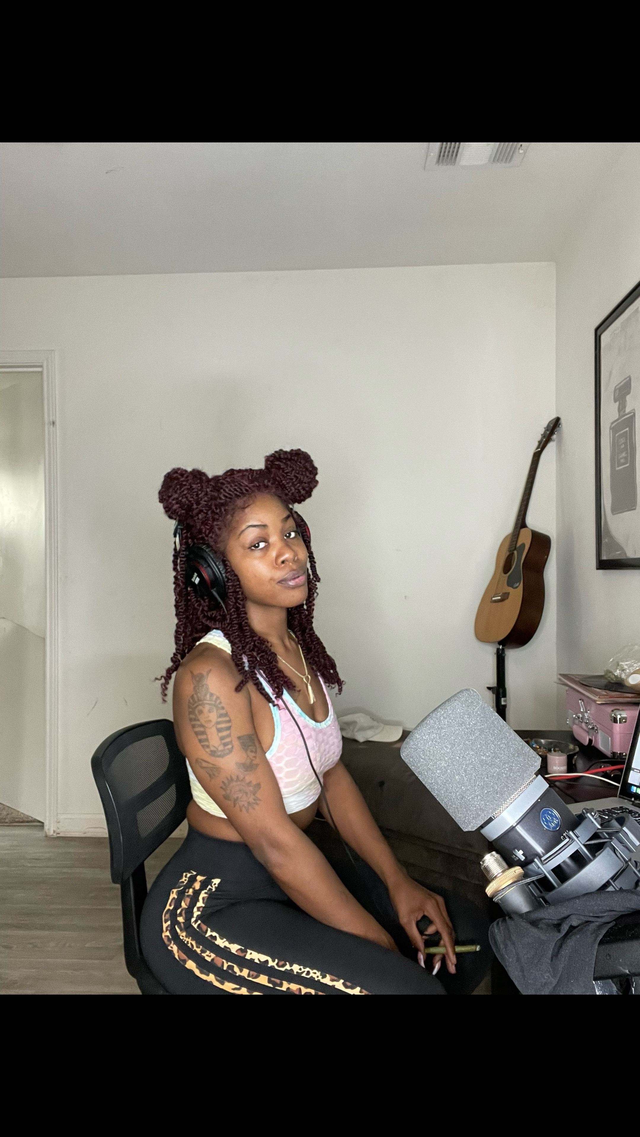 @amoneyboo