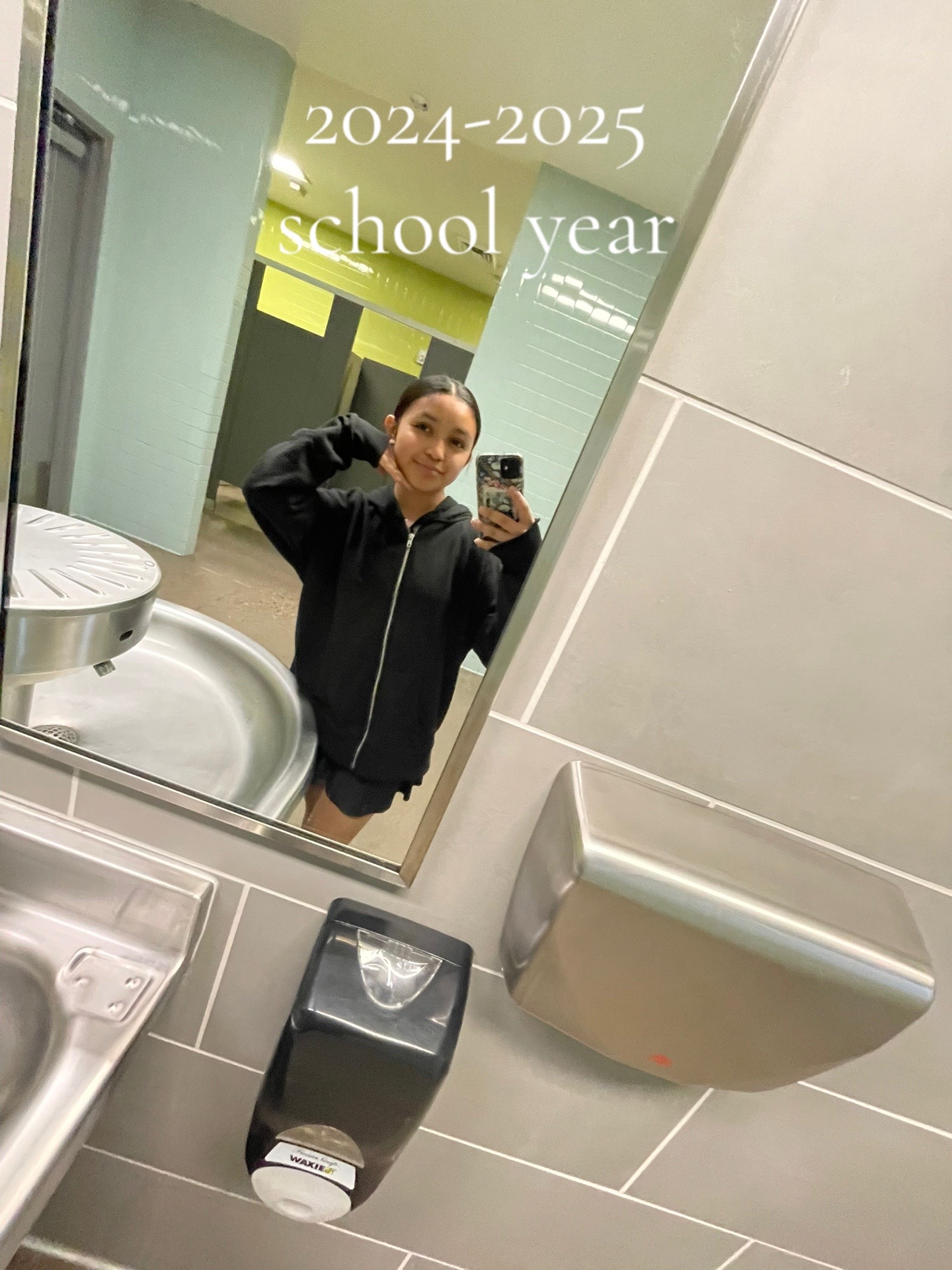 @꧁✰⊹ℂ⊹✰꧂