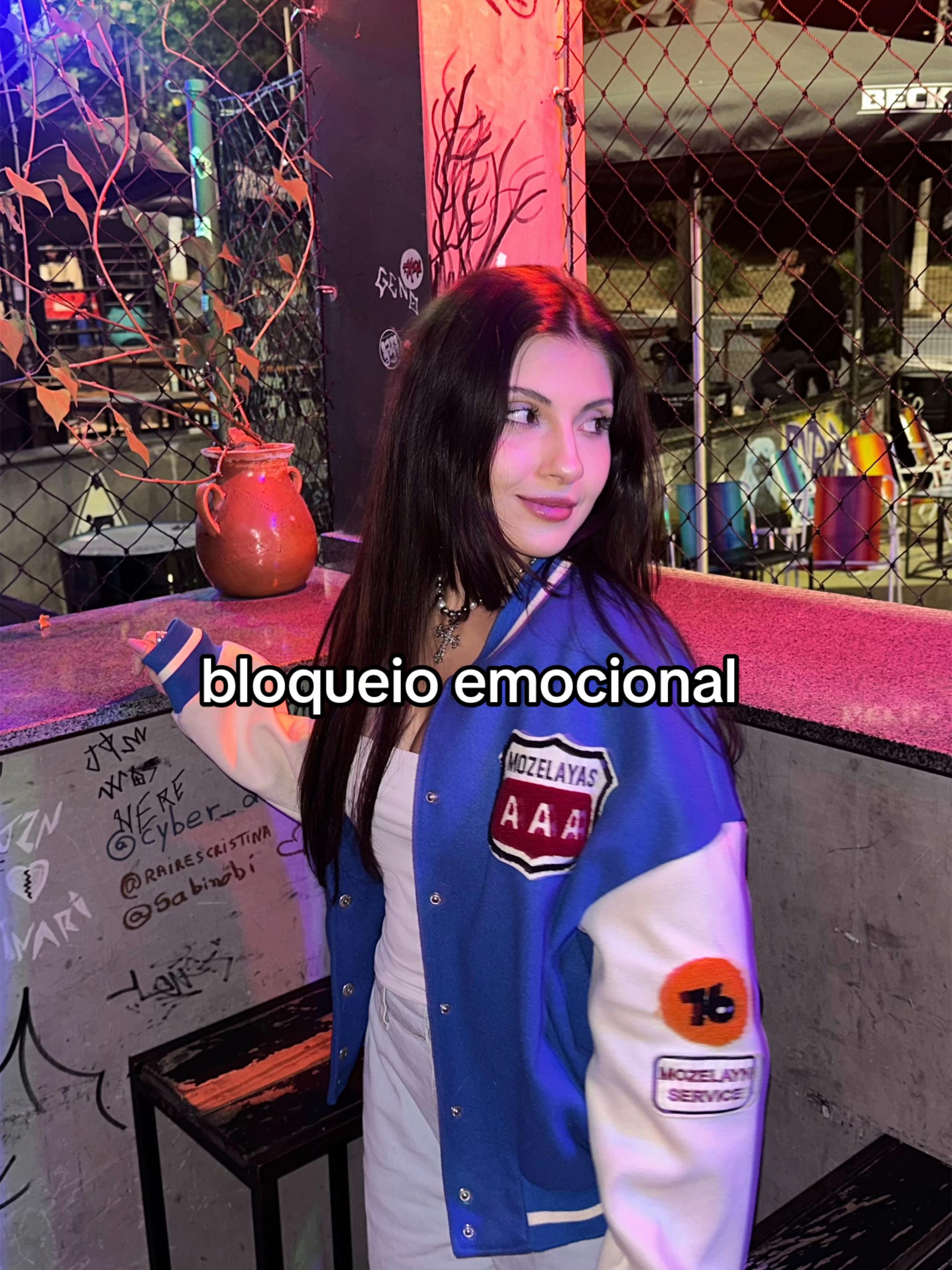 @🧚&zwj;♀️