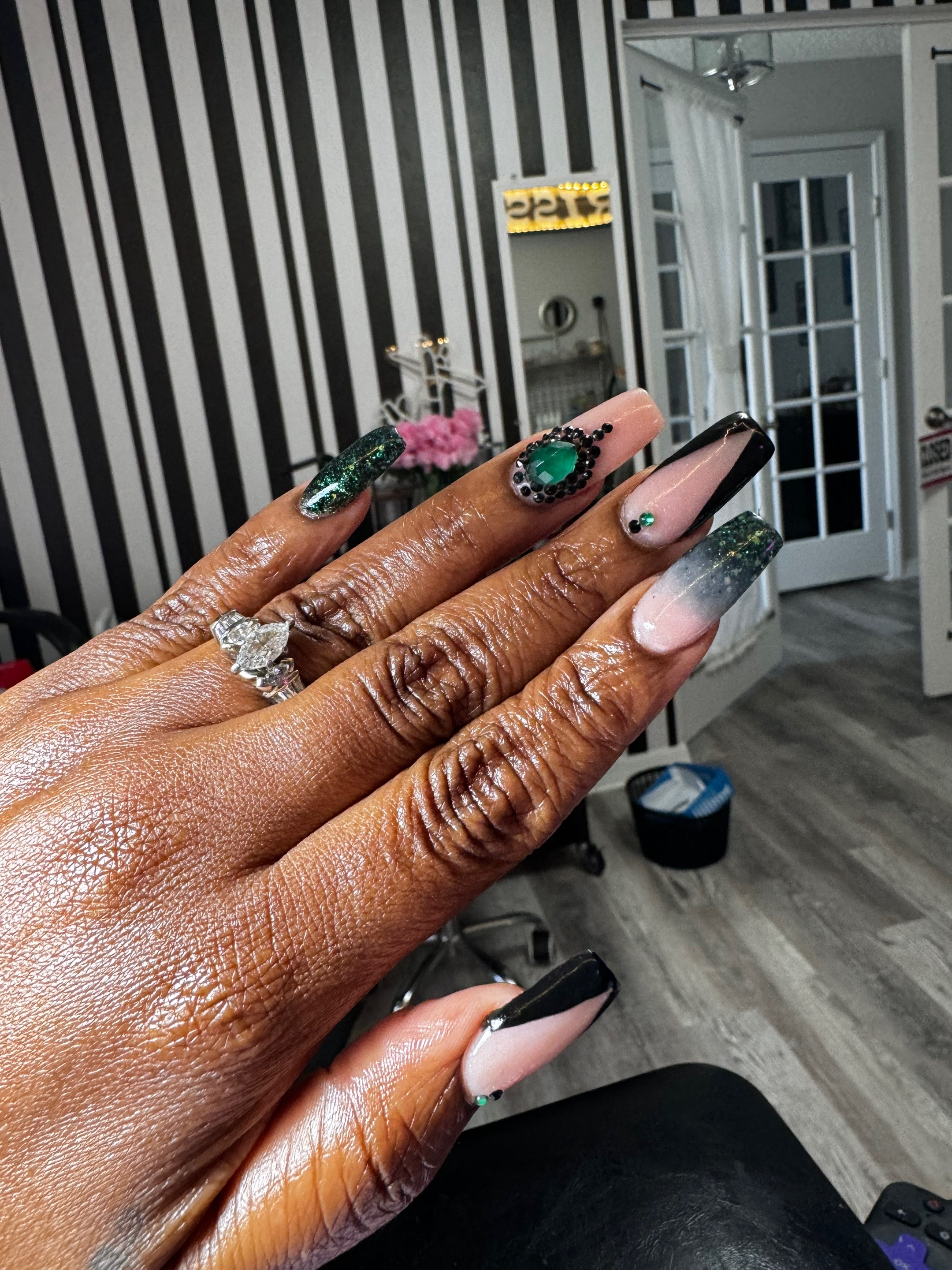 @nailsbycrissyroo