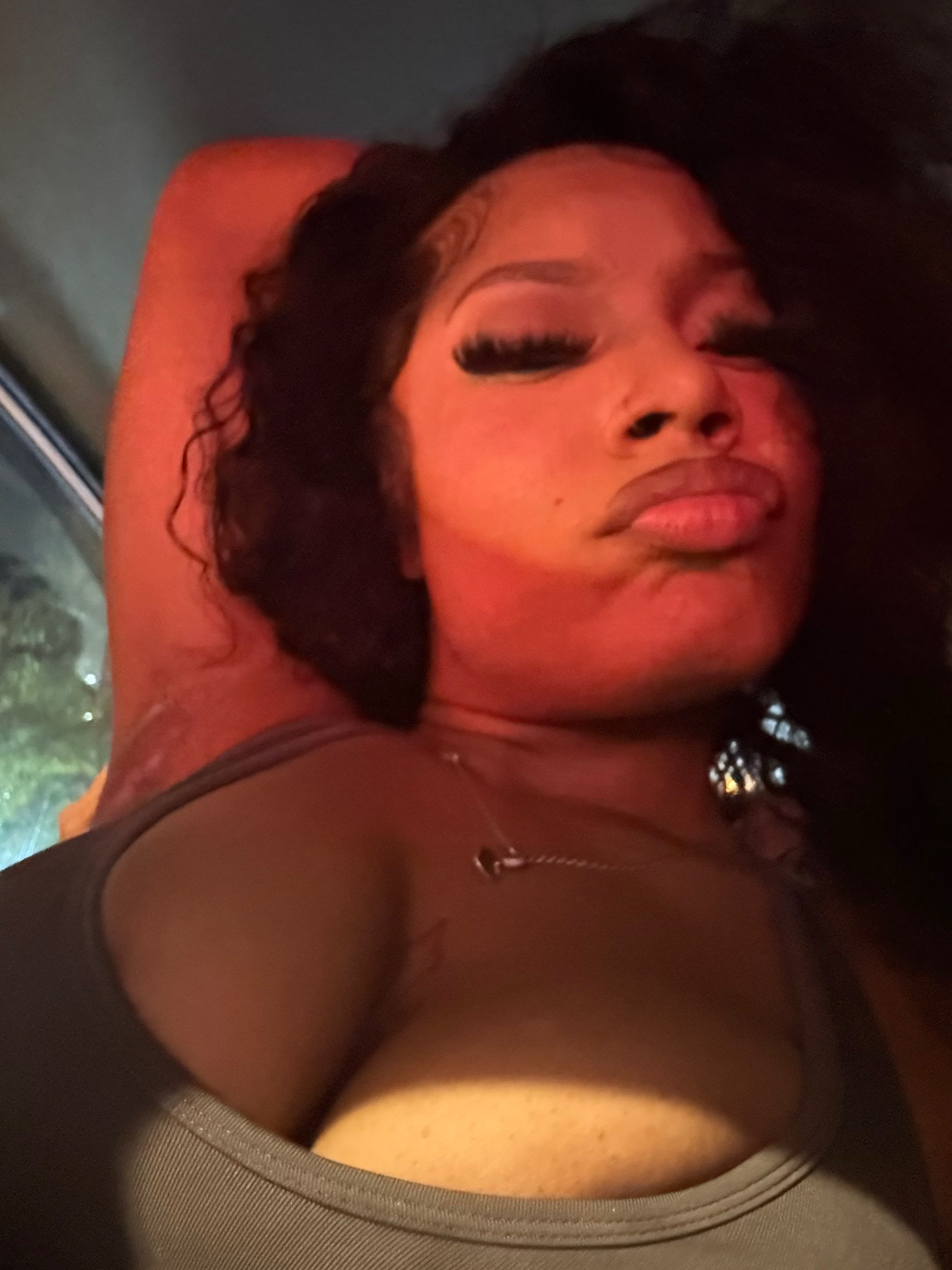 @bigsexxyent ᥫ᭡ ‘