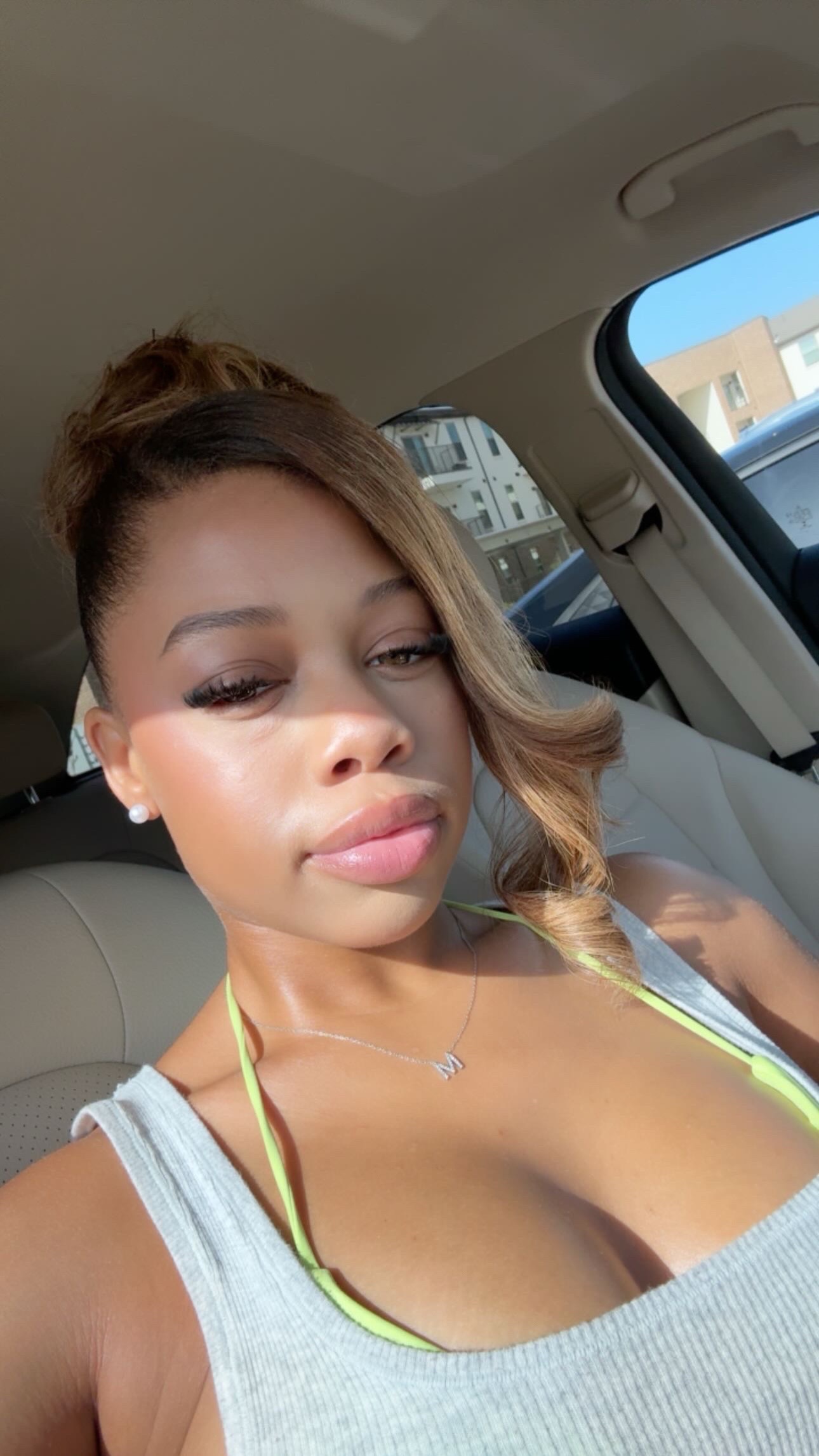 @yellowhoneysuckle