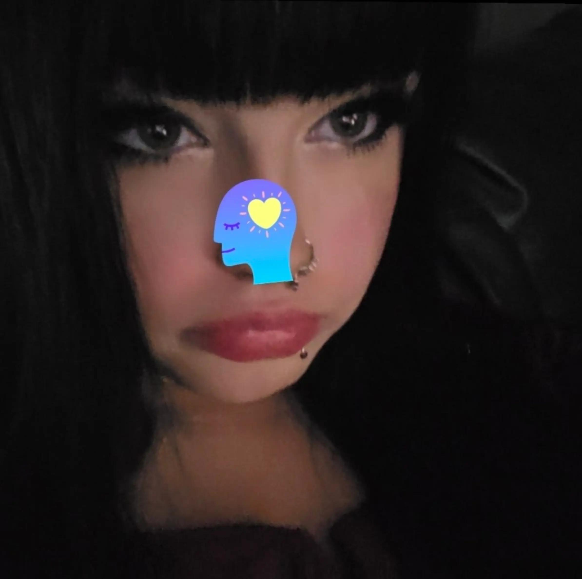 @𝖐𝖎𝖐𝖎𝖆𝖓𝖆🔮🖤