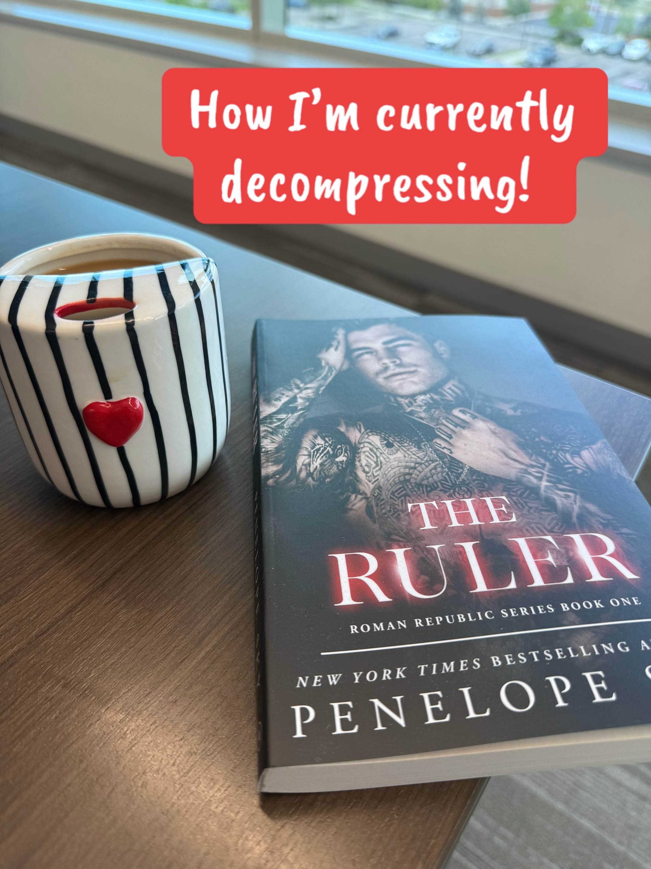 @Red-Eyed Reader📚📖🤓
