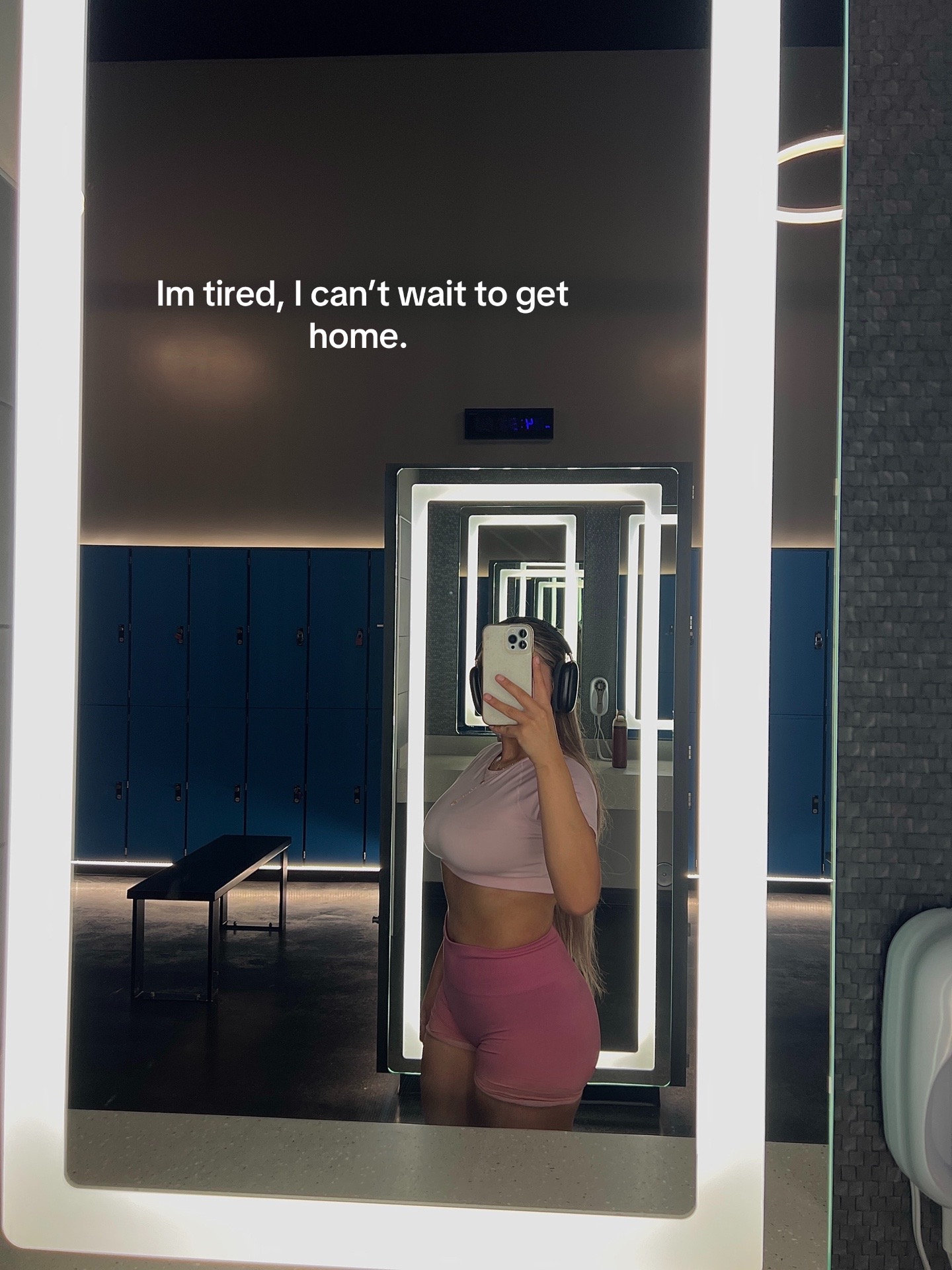 @Alexis