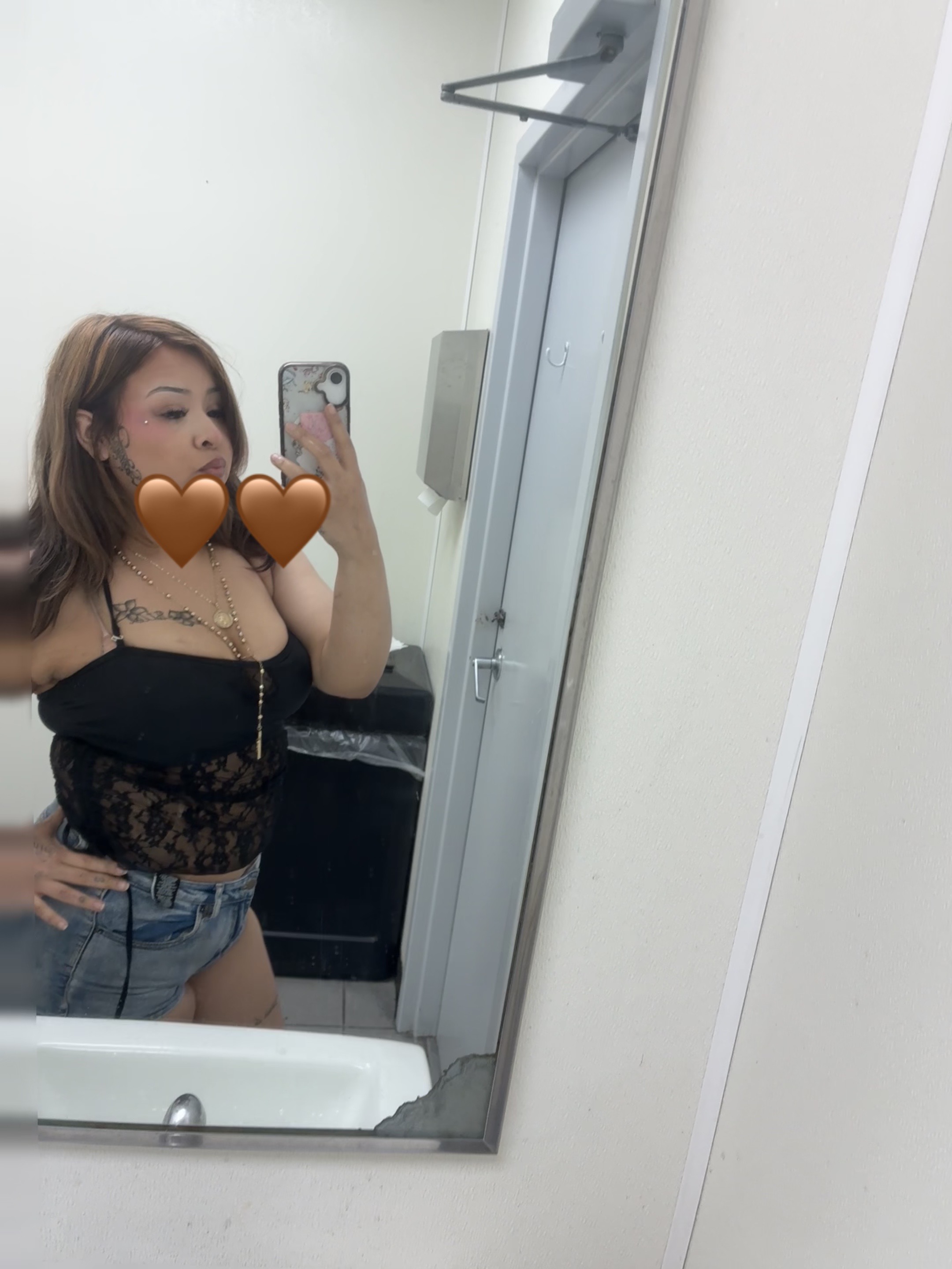 @ivyinkstheworld