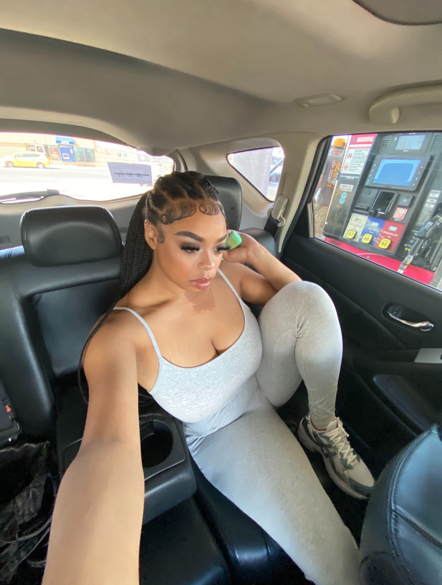 @♕