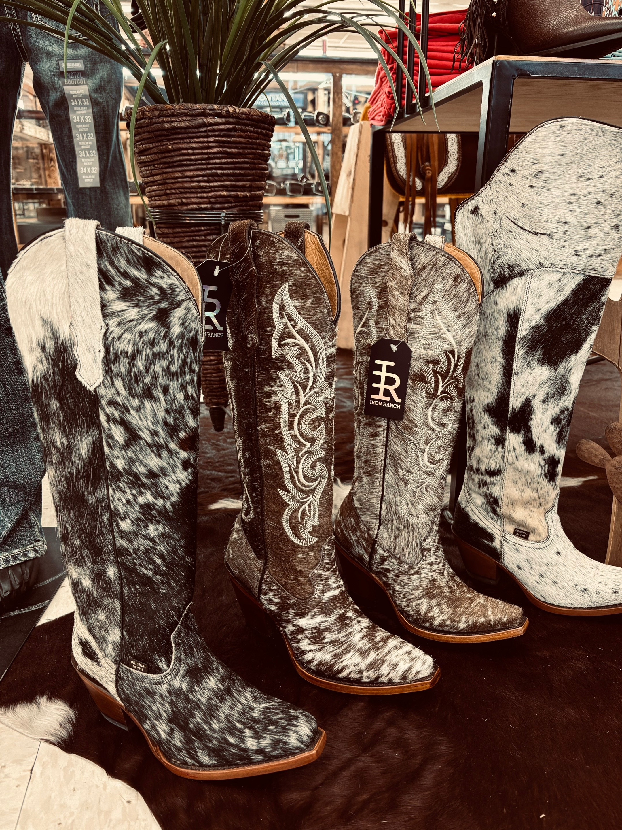 @DA_westernwear