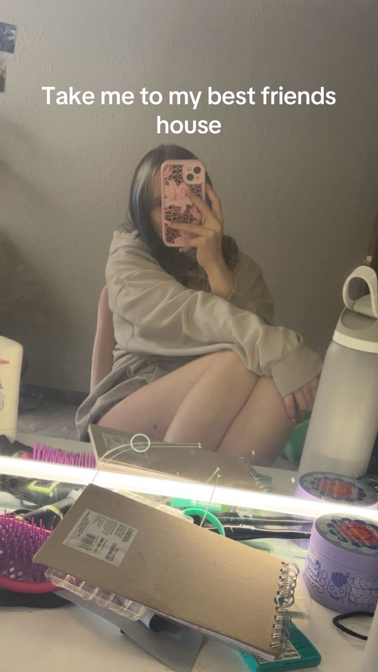 @Soph 🧟&zwj;♀️