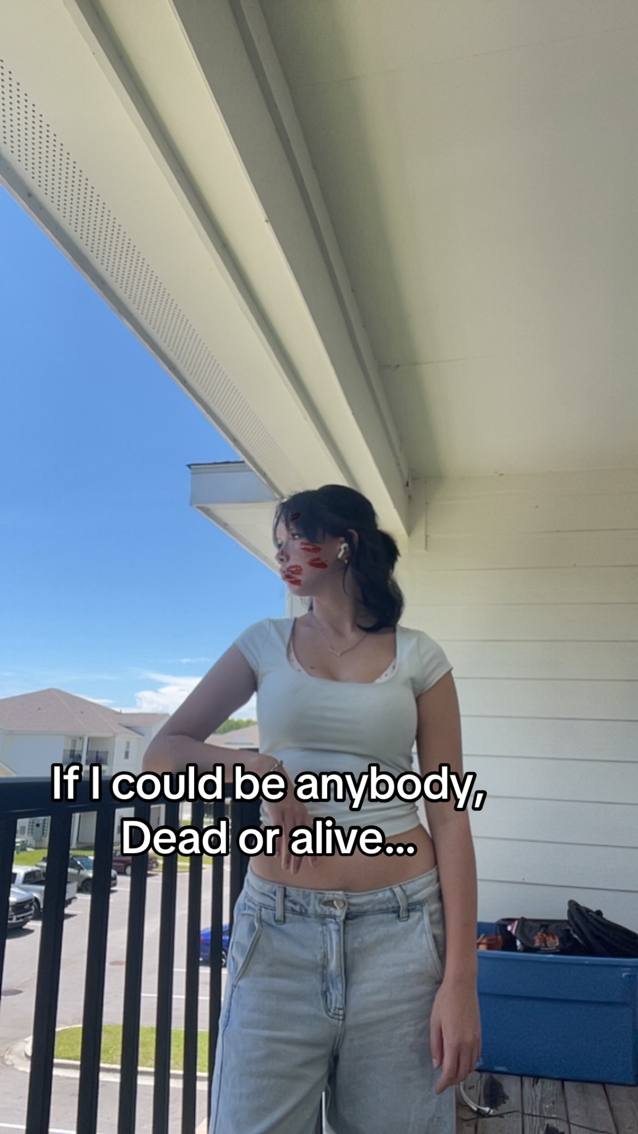 @𝐹𝒶𝓁𝓁𝓎𝓃 𝐿𝒶𝑅𝓊𝑒