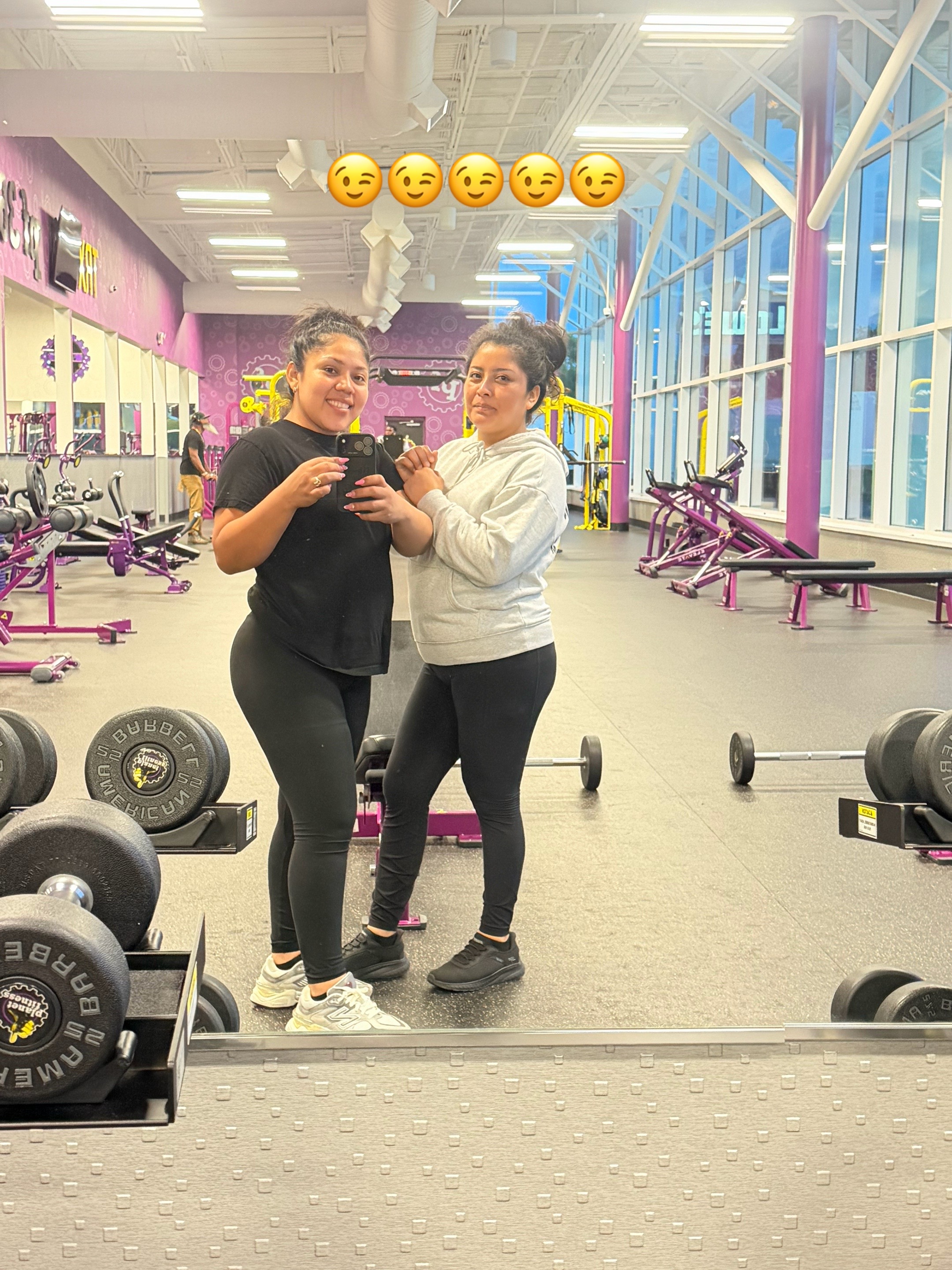 @AracelyCanan