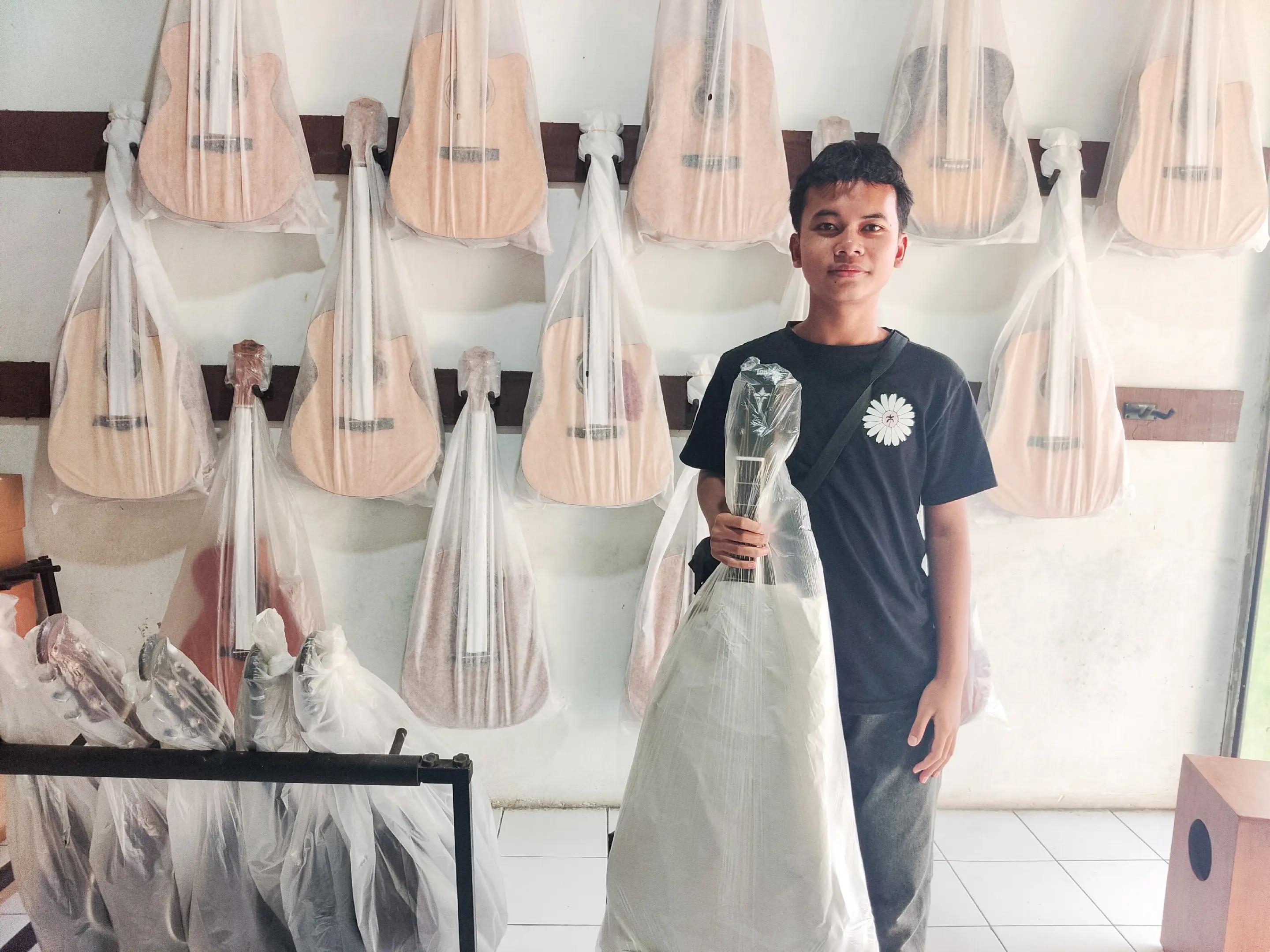 @Hanung Gitar Purwakarta