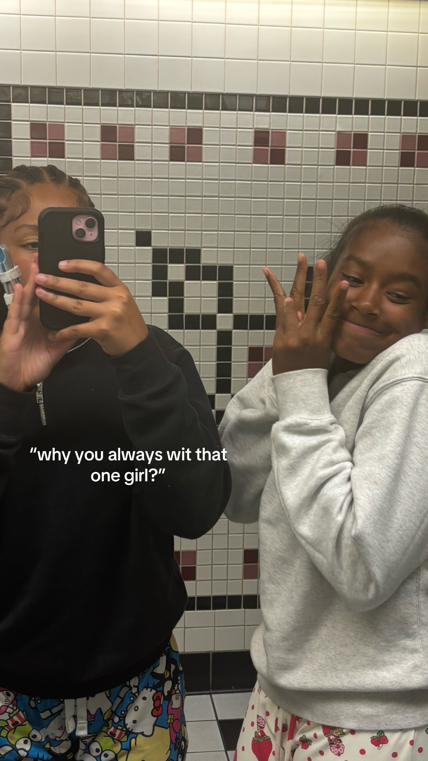 @ccurlyhead.ry