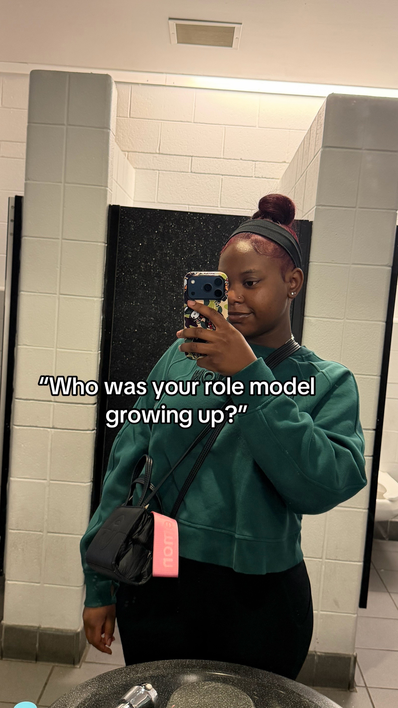 @act like you dont know me😇