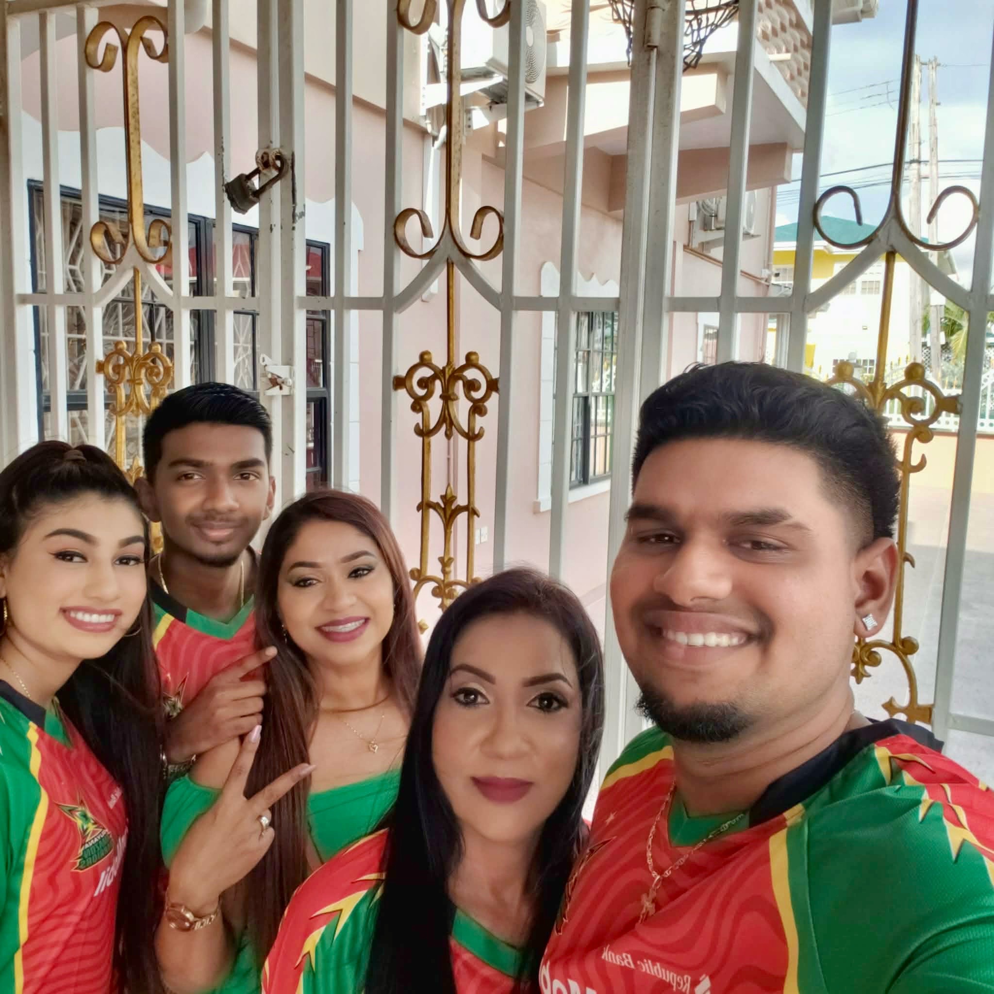 @❤️GeEtA❤️RaMkUmAr❤️🇬🇾