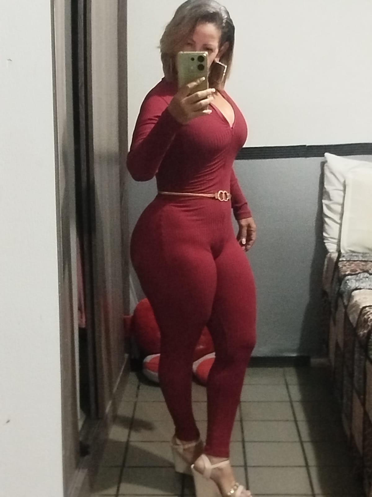 @suzycleiaferreira