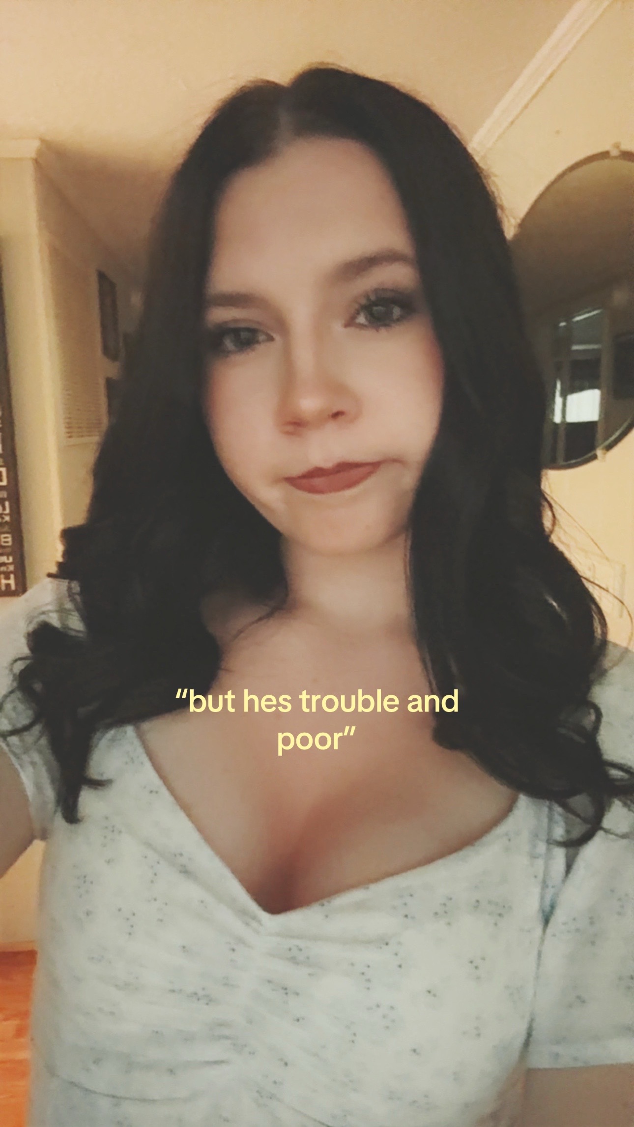 @😐