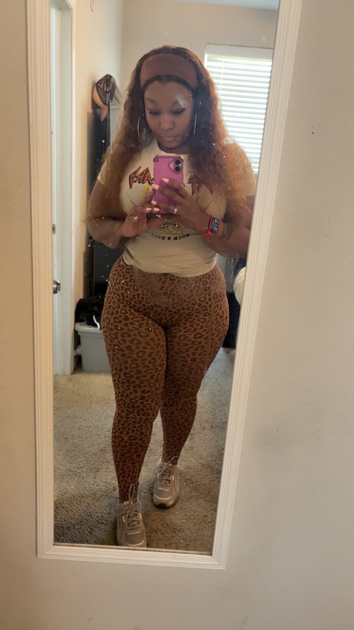 @MzTrina_THE_sneakerhead😈♊️