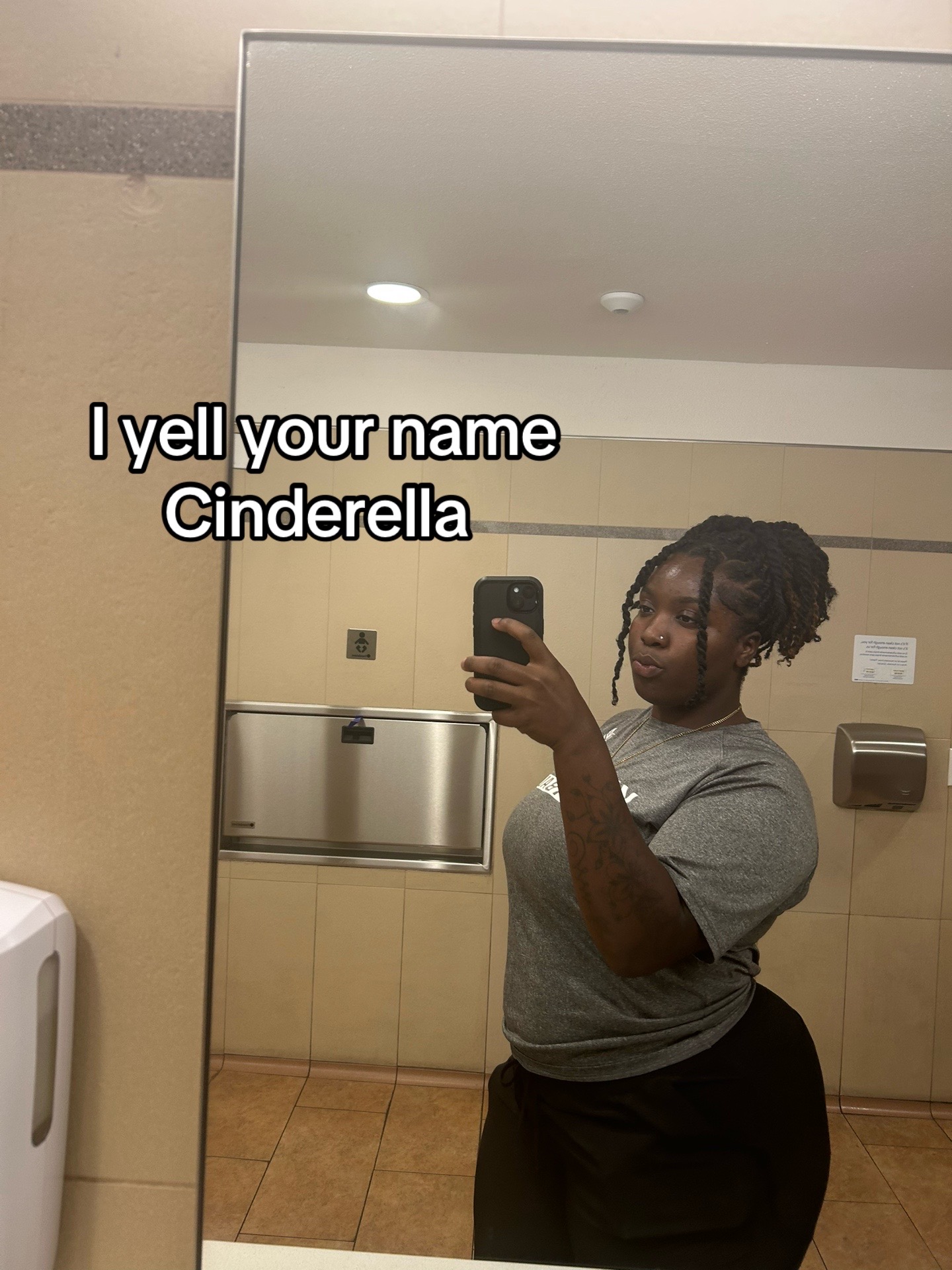@LT