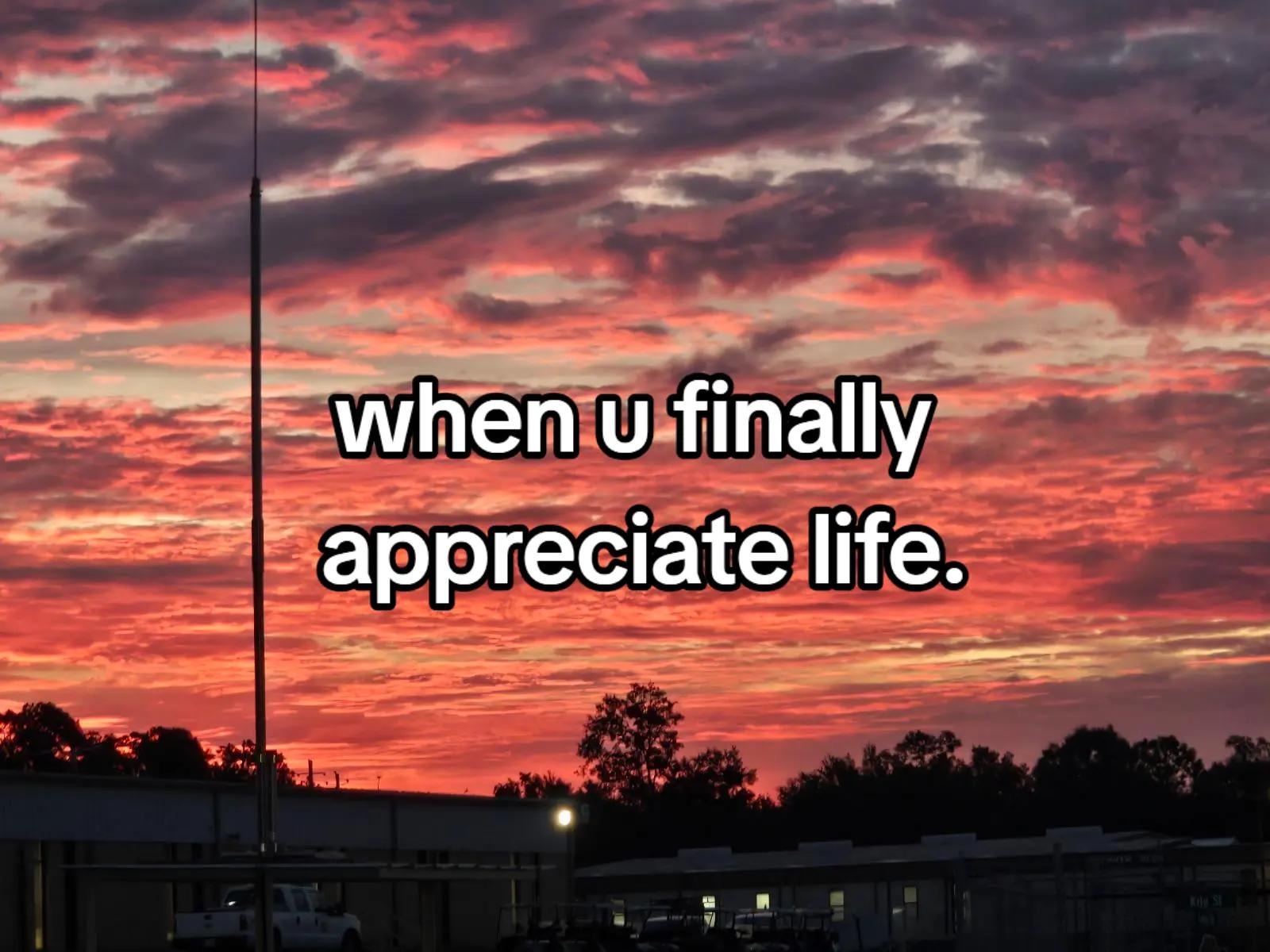 @𝙜𝙡𝙤𝙝𝙣𝙣