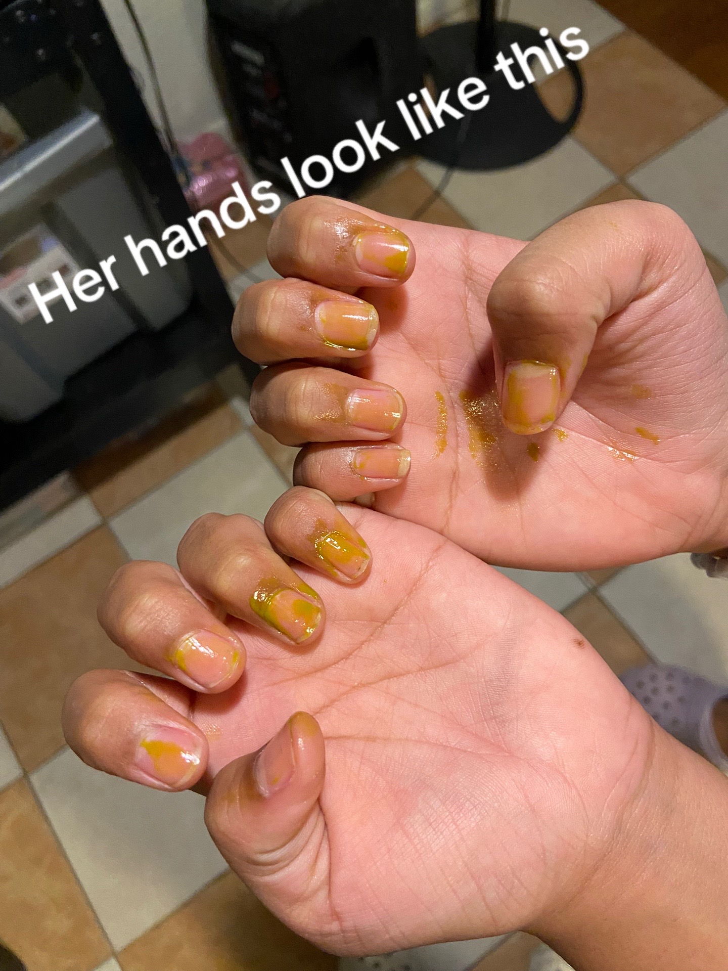 @iQueenBeee