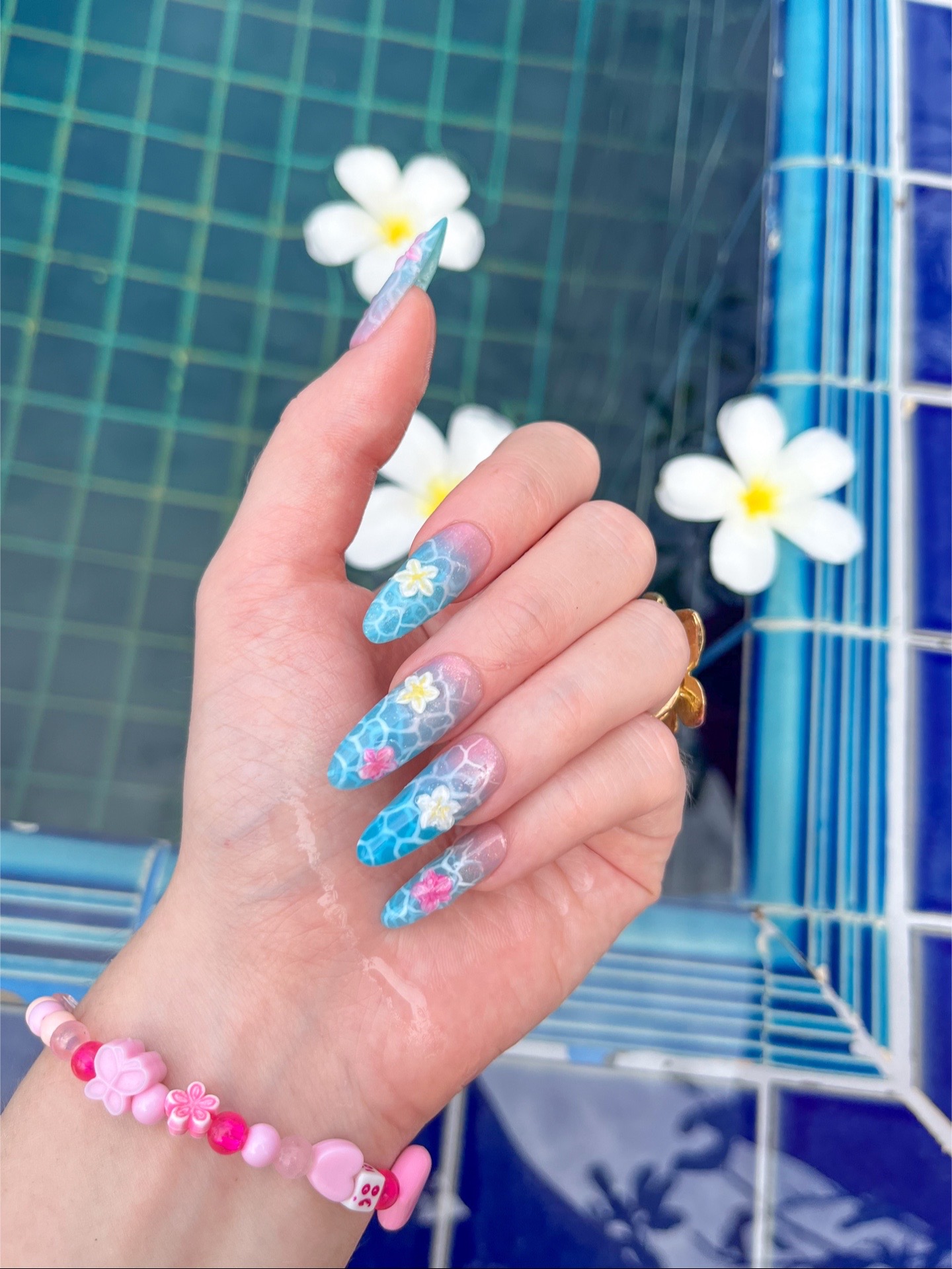 @♡PrettyLittleNailz♡