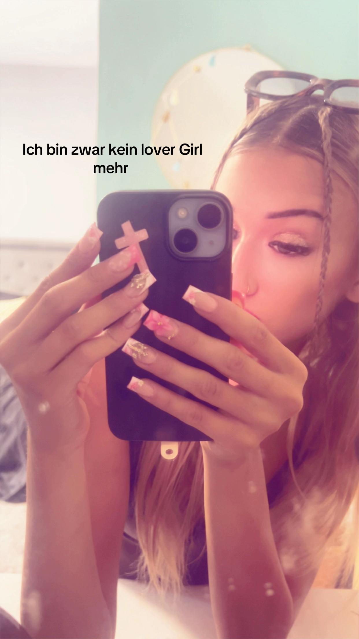 @Leylaaa