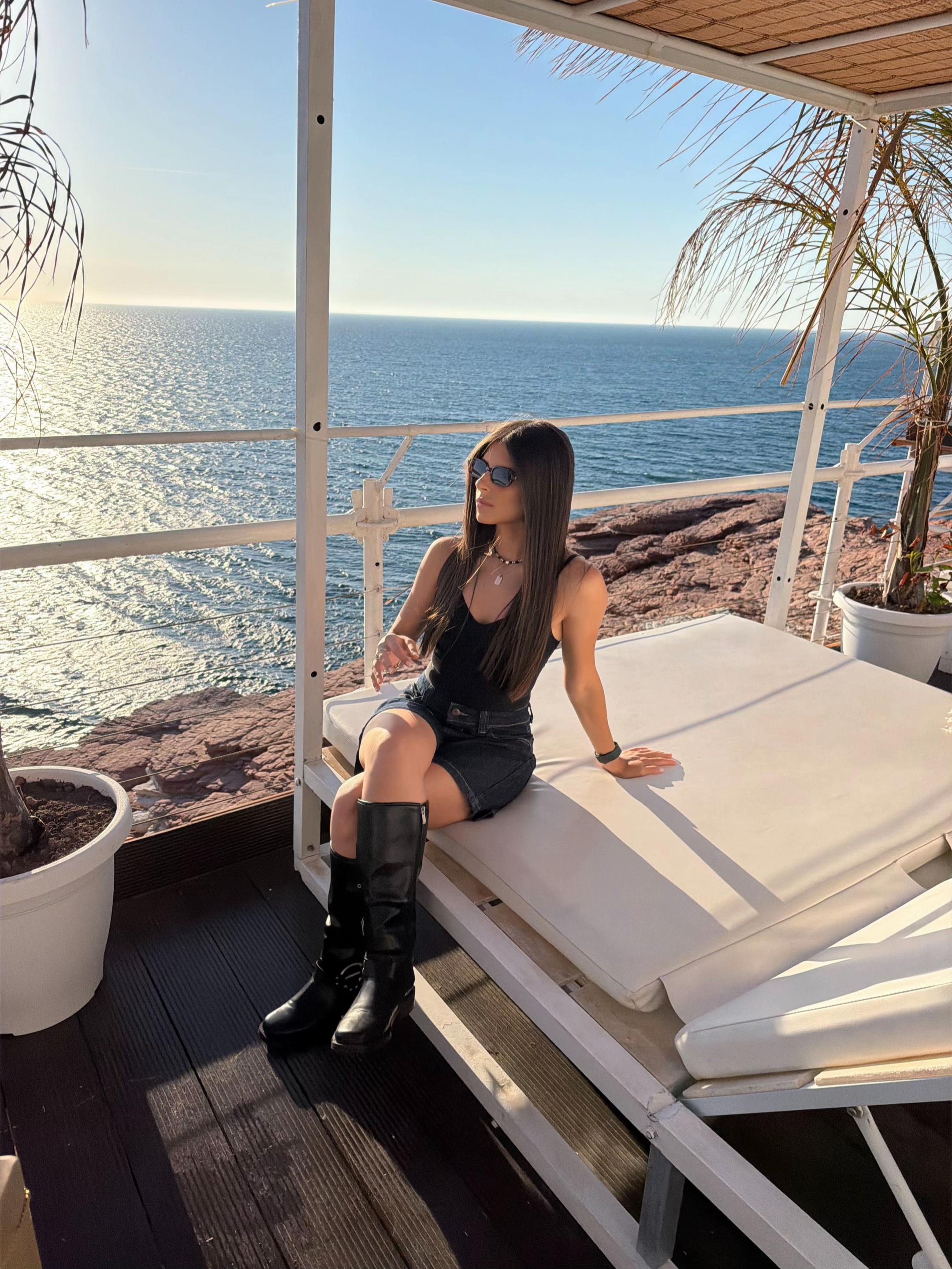 @Eleonora